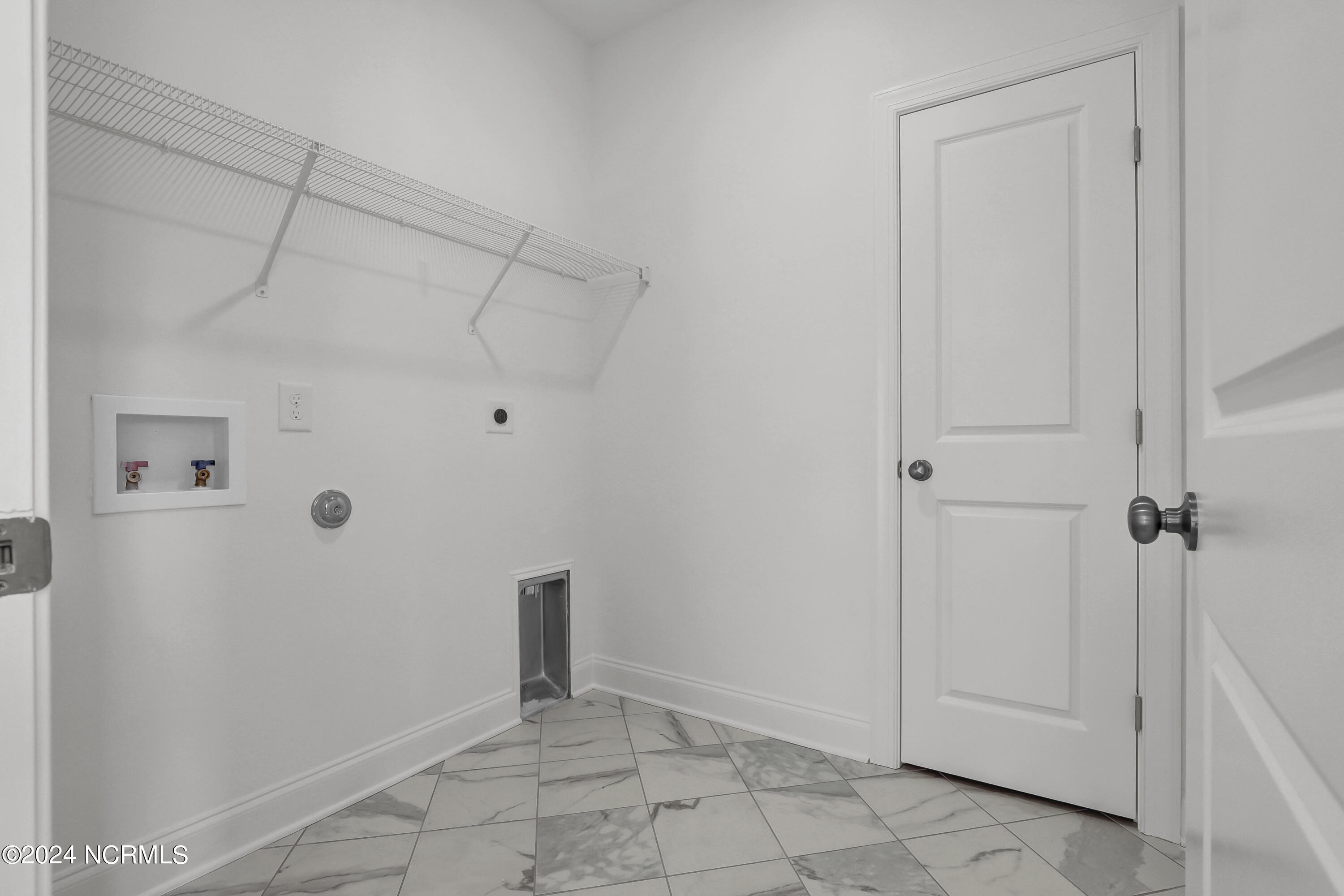 65 Tilloo Cut Way Property Photo 22
