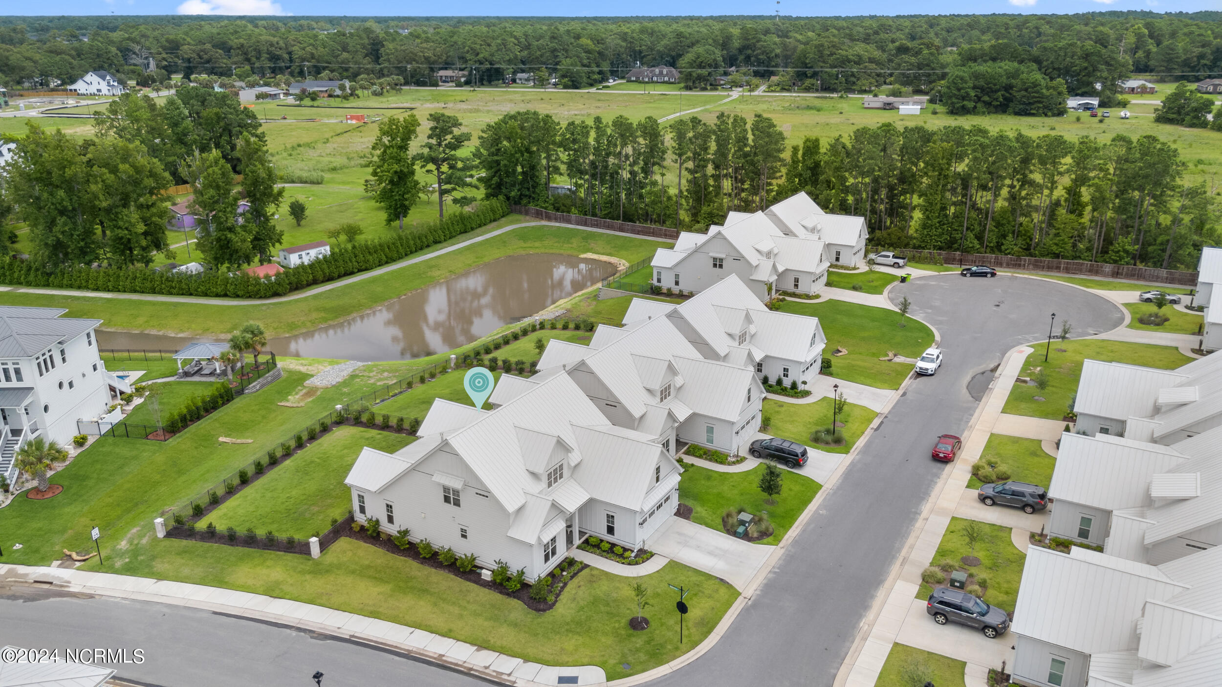 8205 Moss Bridge Court Property Photo 3