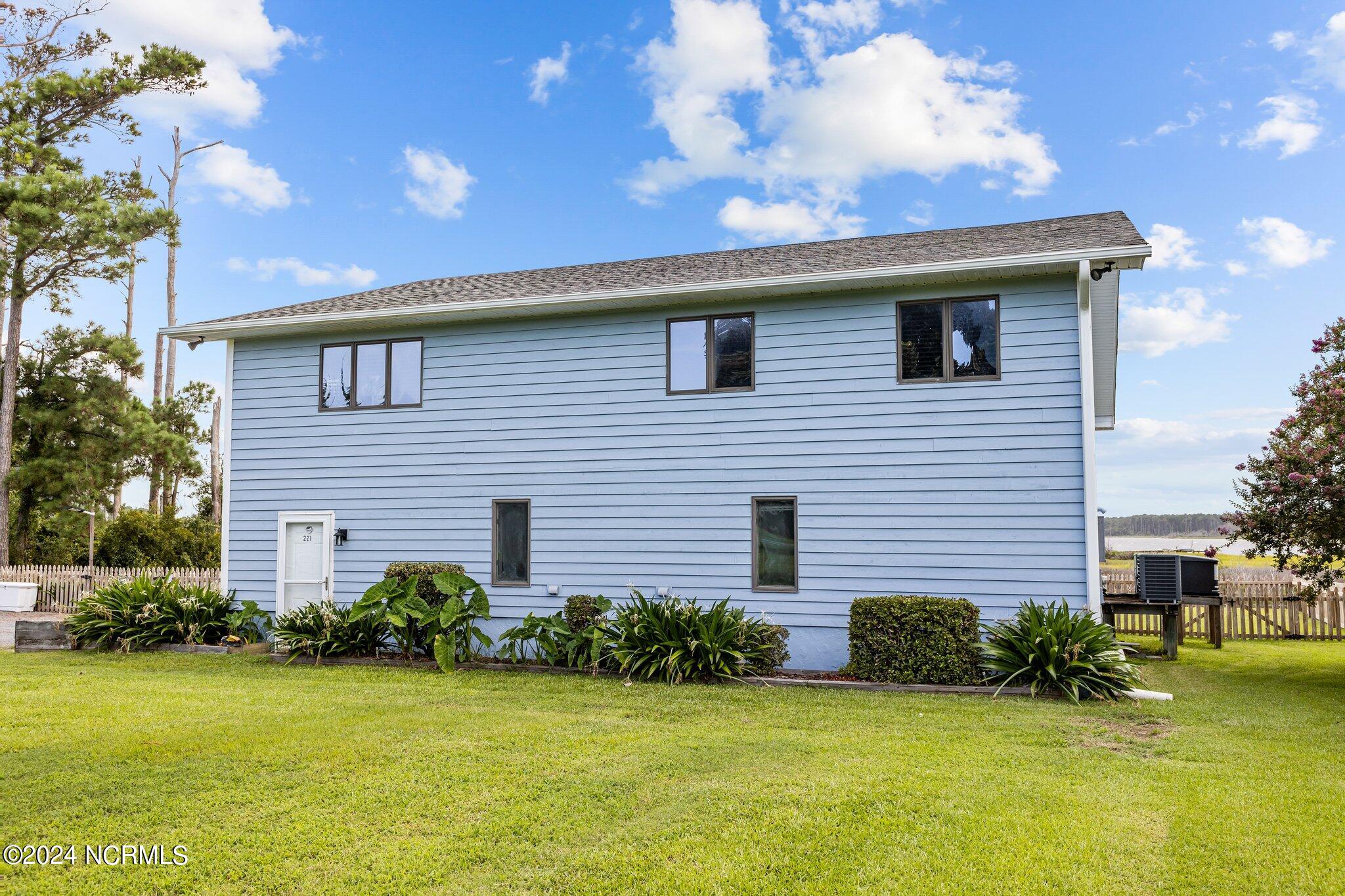 221 Lawrence Road Property Photo 9