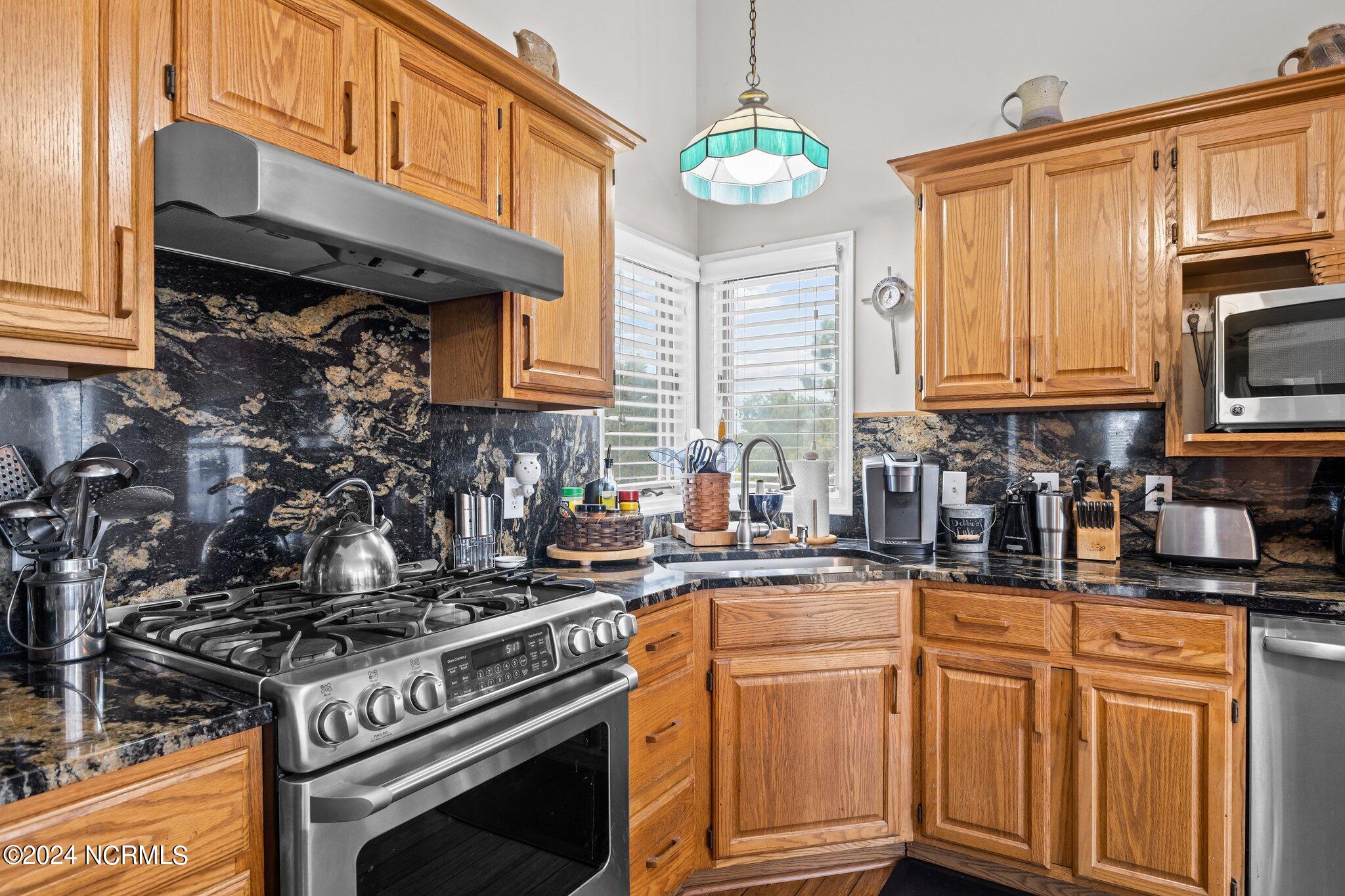 221 Lawrence Road Property Photo 32