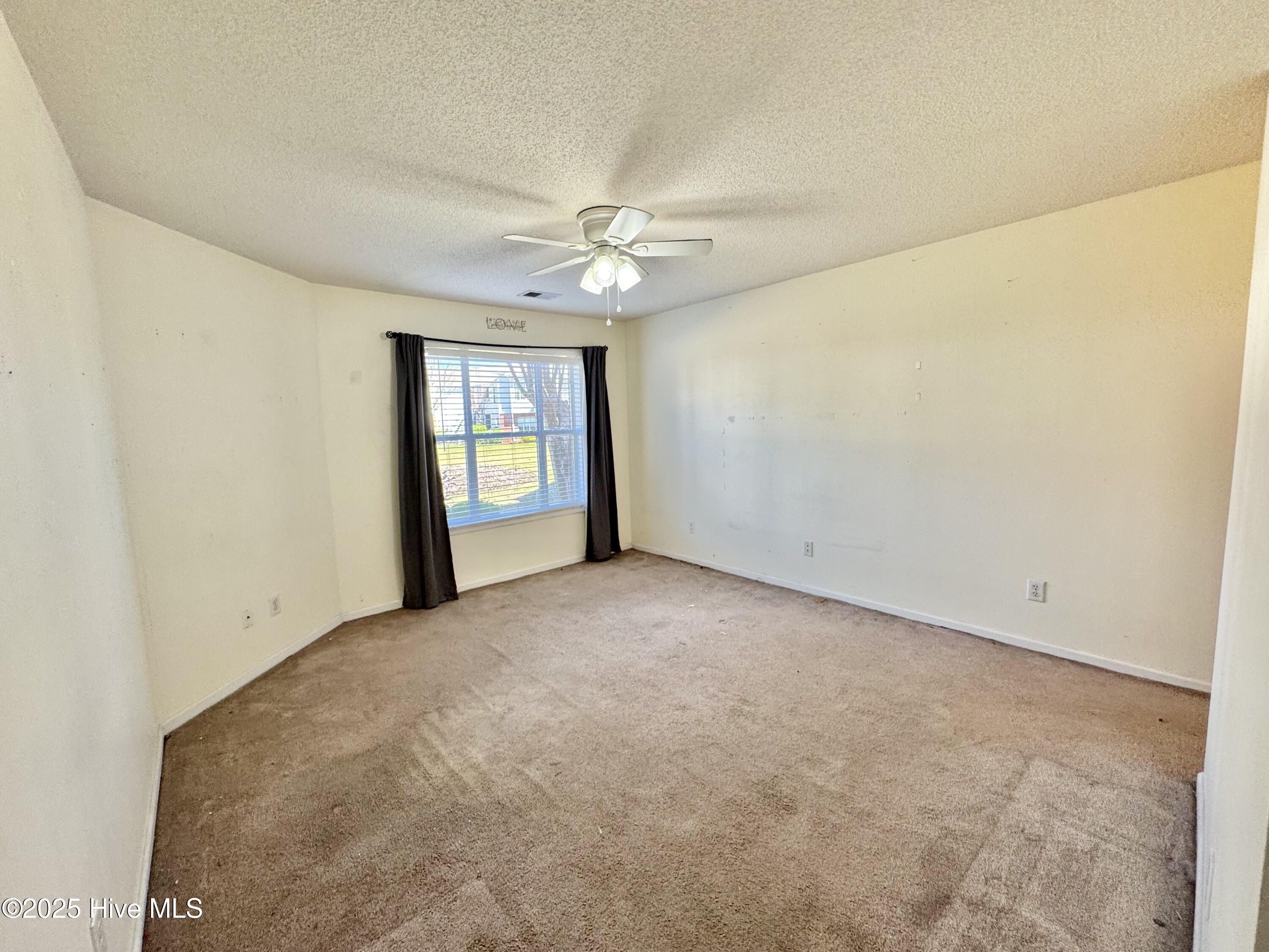 4140 Breezewood Drive 103 Property Photo 8