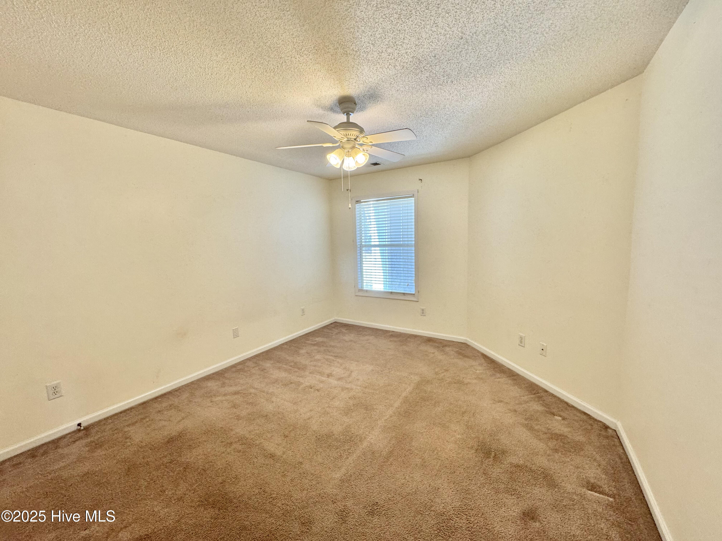 4140 Breezewood Drive 103 Property Photo 13