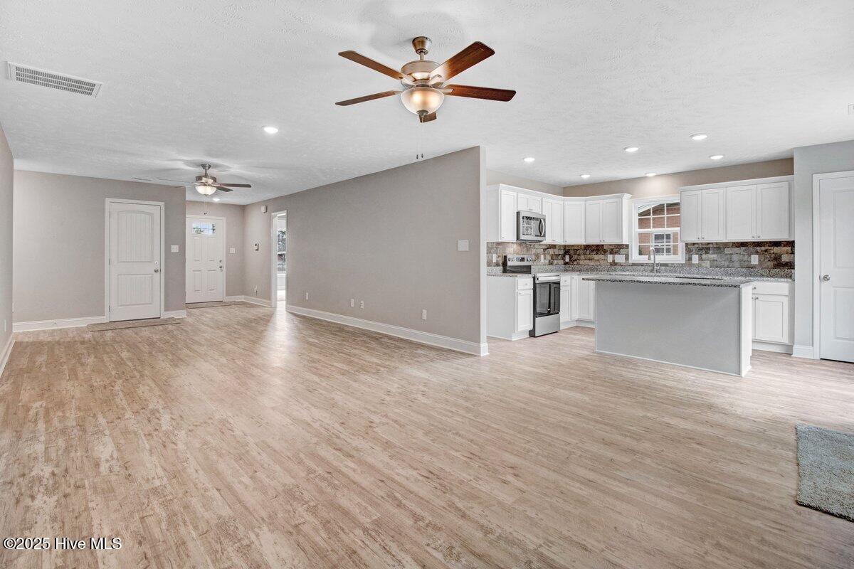 3104 Summit Road Property Photo 7