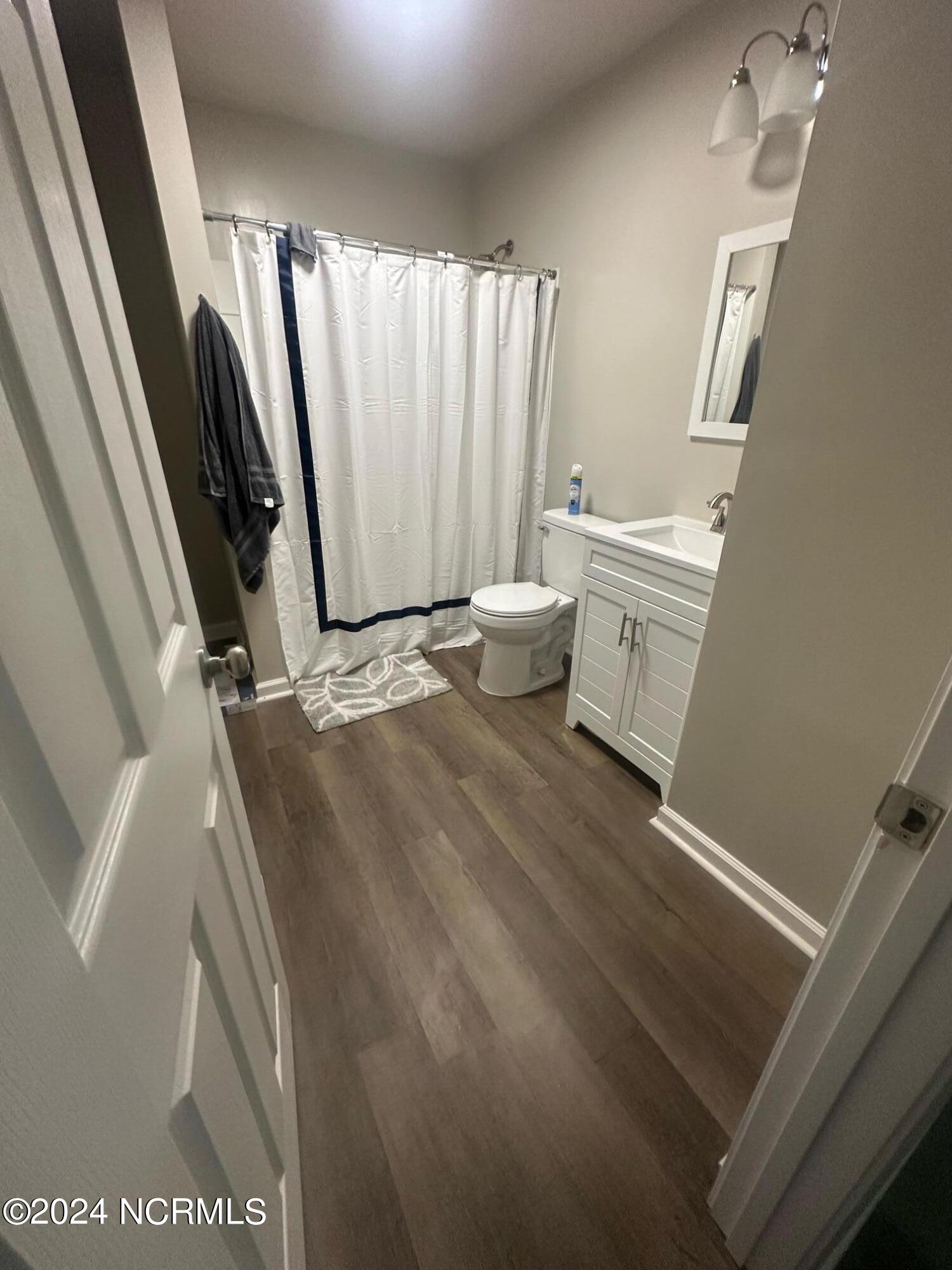 1600 Robert Avenue Property Photo 8
