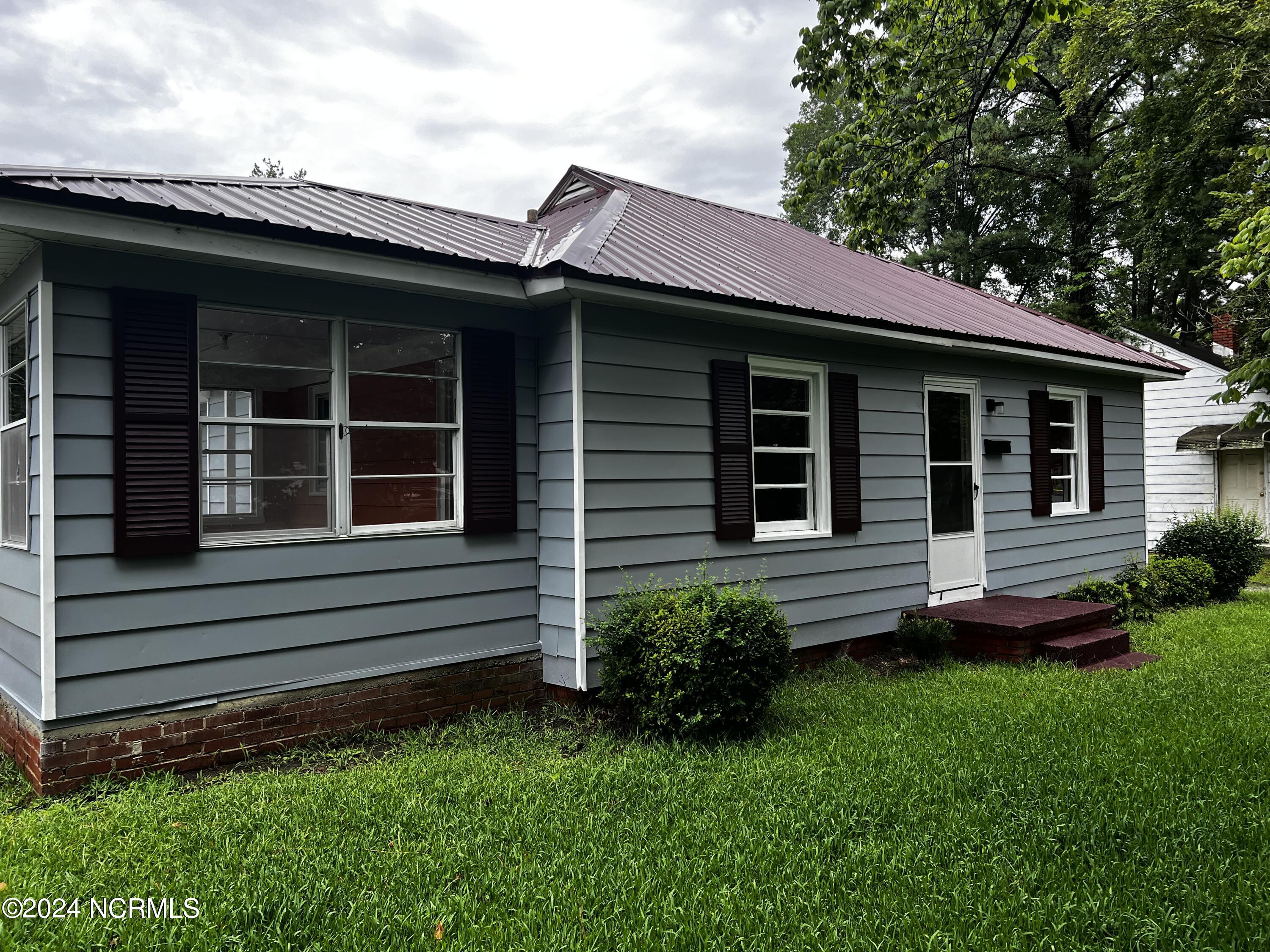 407 Winesett Circle Property Photo 6