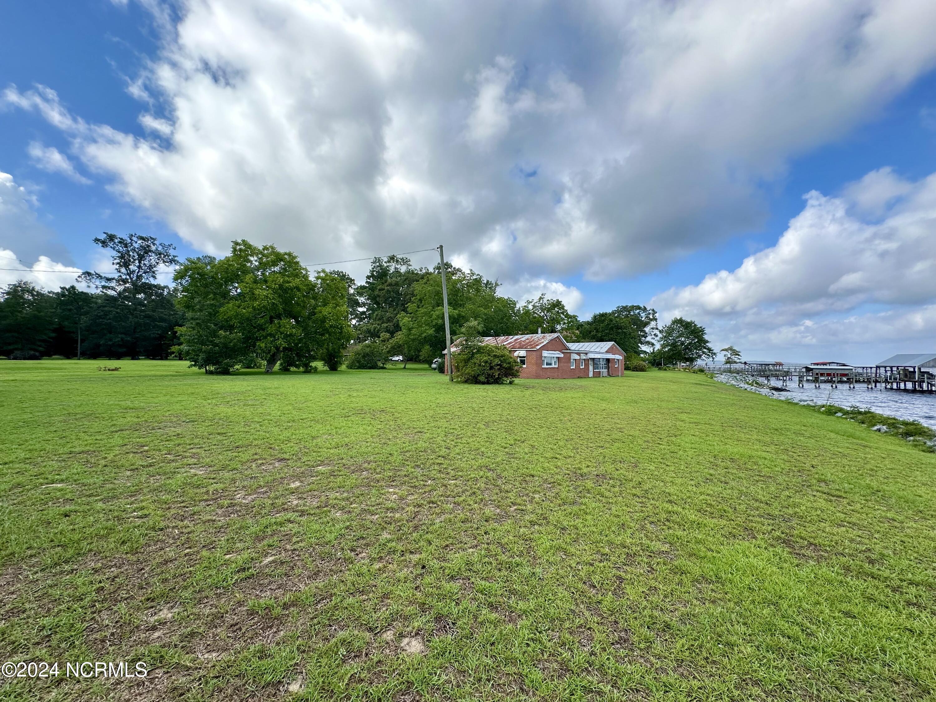 777 Arnolds Beach Road Property Photo 3