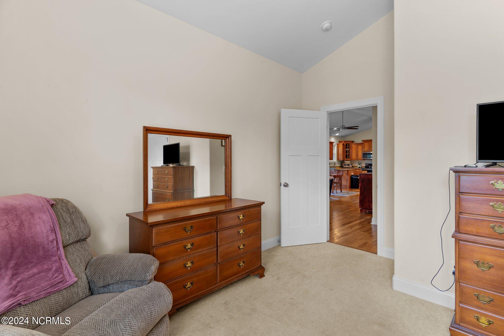 121 Nw 17th Street Property Photo 4