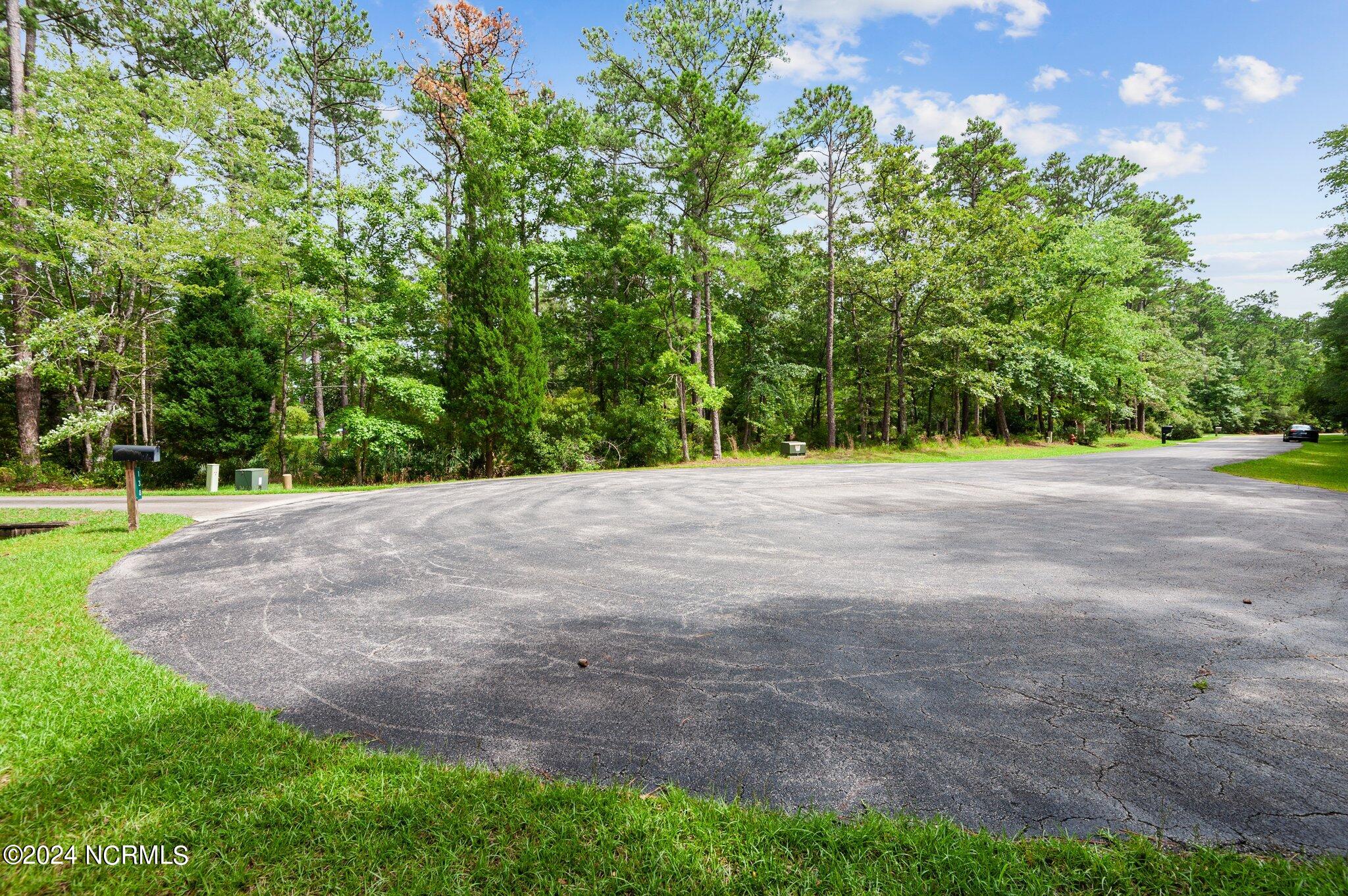 143 Shoreline Court Property Photo 15