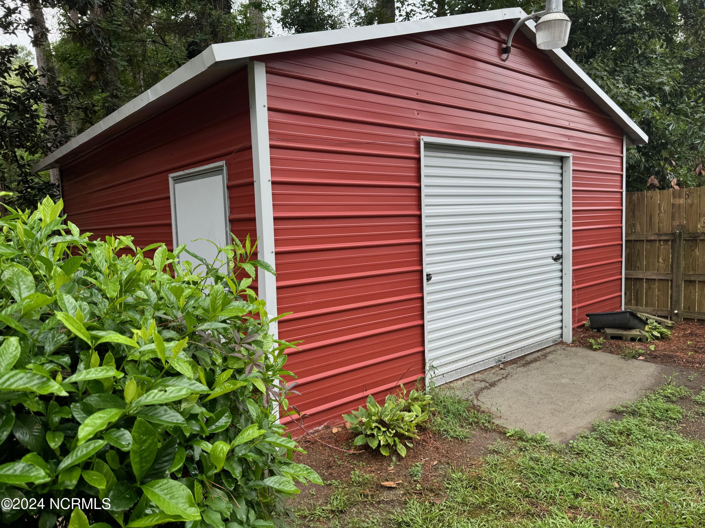 117 Tomahawk Trail Property Photo 35