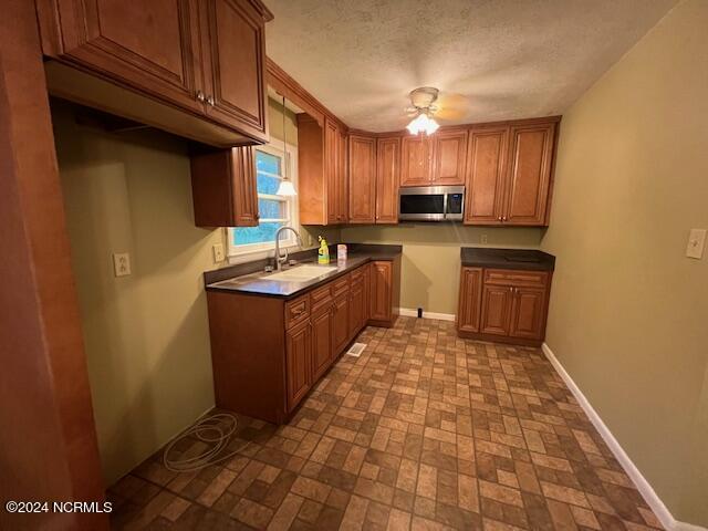 11760 Hooper Drive Property Photo 8