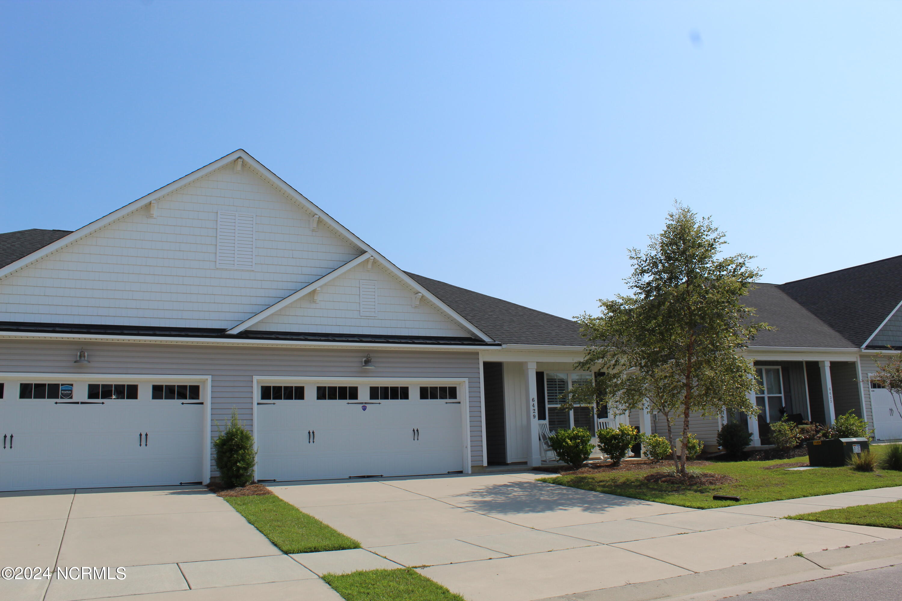 6429 Pinnacle Point Property Photo 1