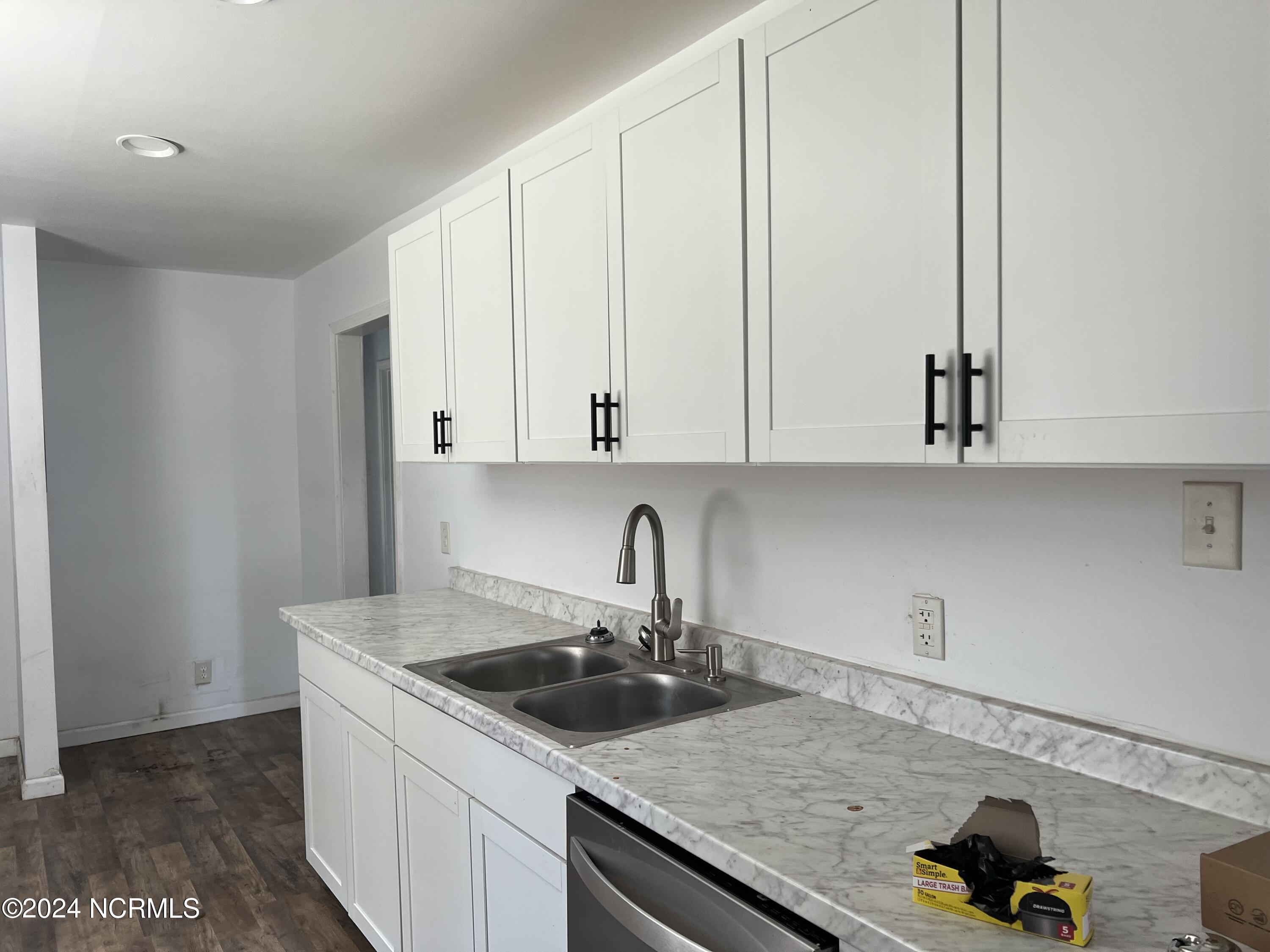 502 Seminole Trail Property Photo 7