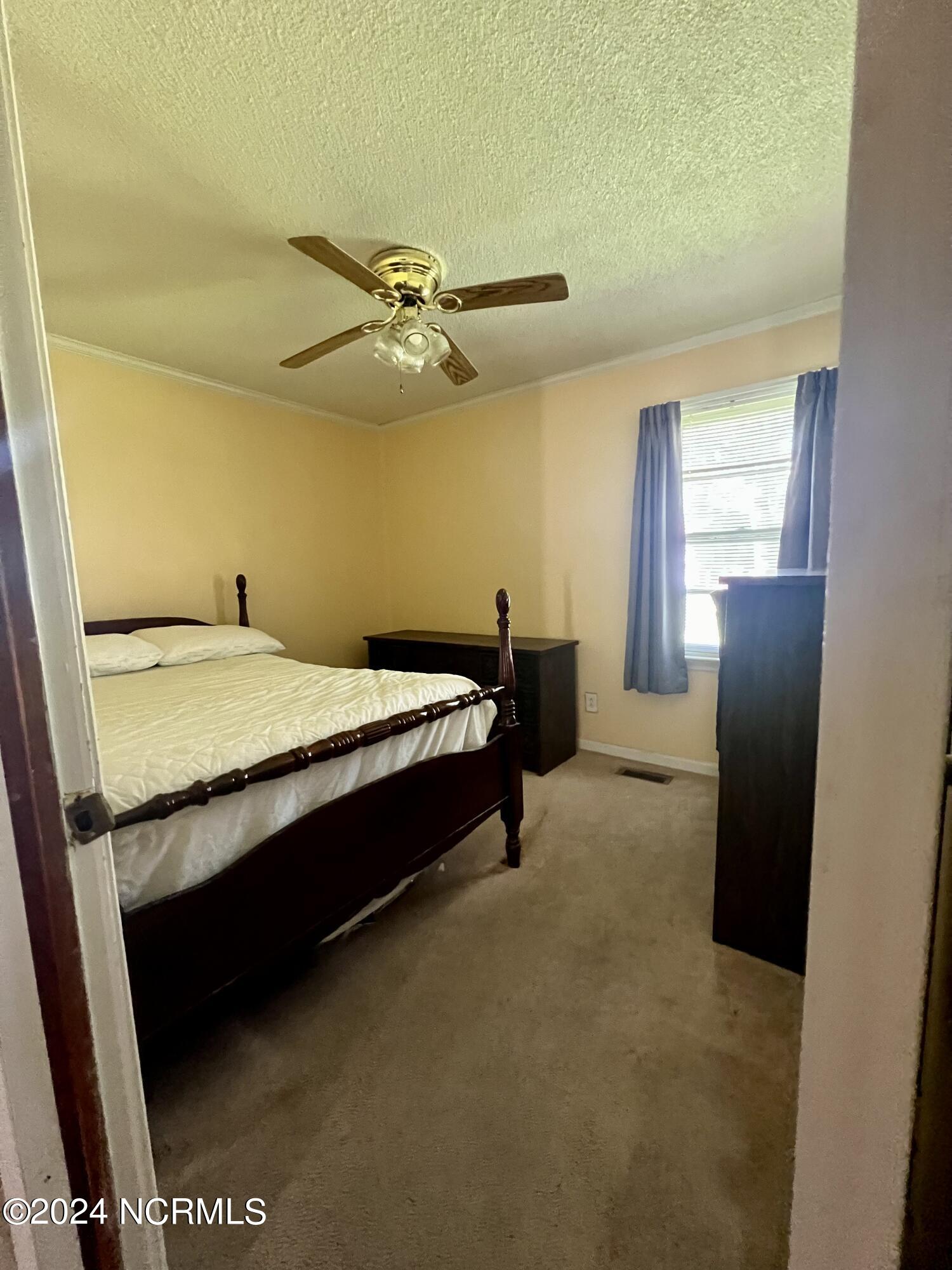 403 Clemmons Street Property Photo 5
