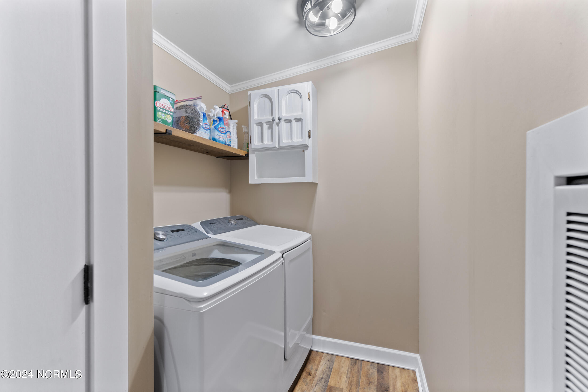 112 Crestwood Drive Property Photo 16