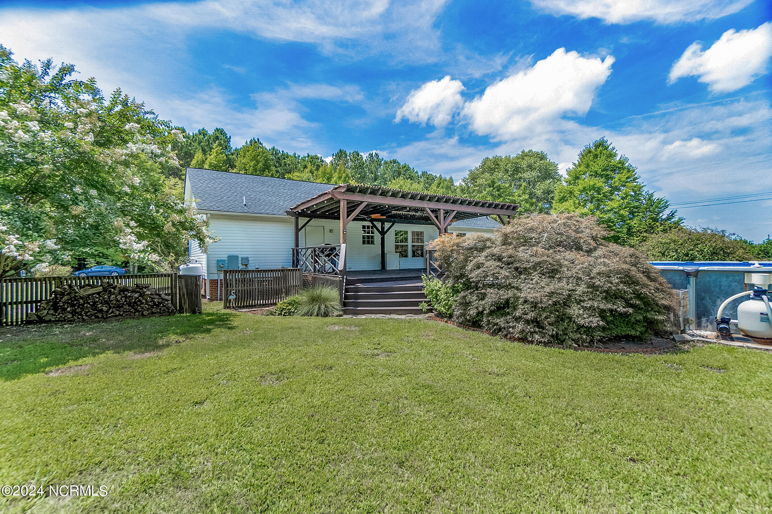 112 Crestwood Drive Property Photo 28