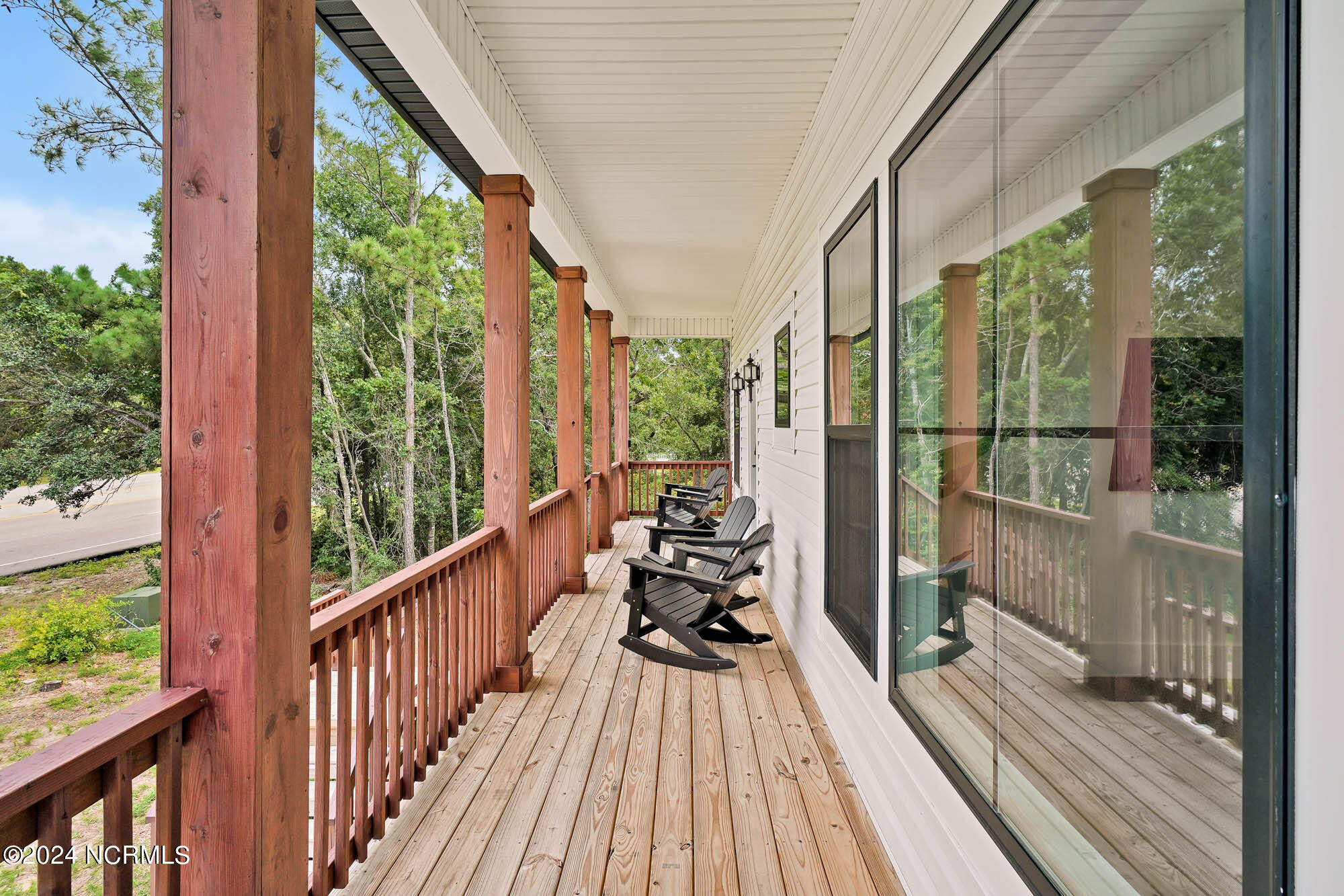 136 N Middleton Avenue Property Photo 6