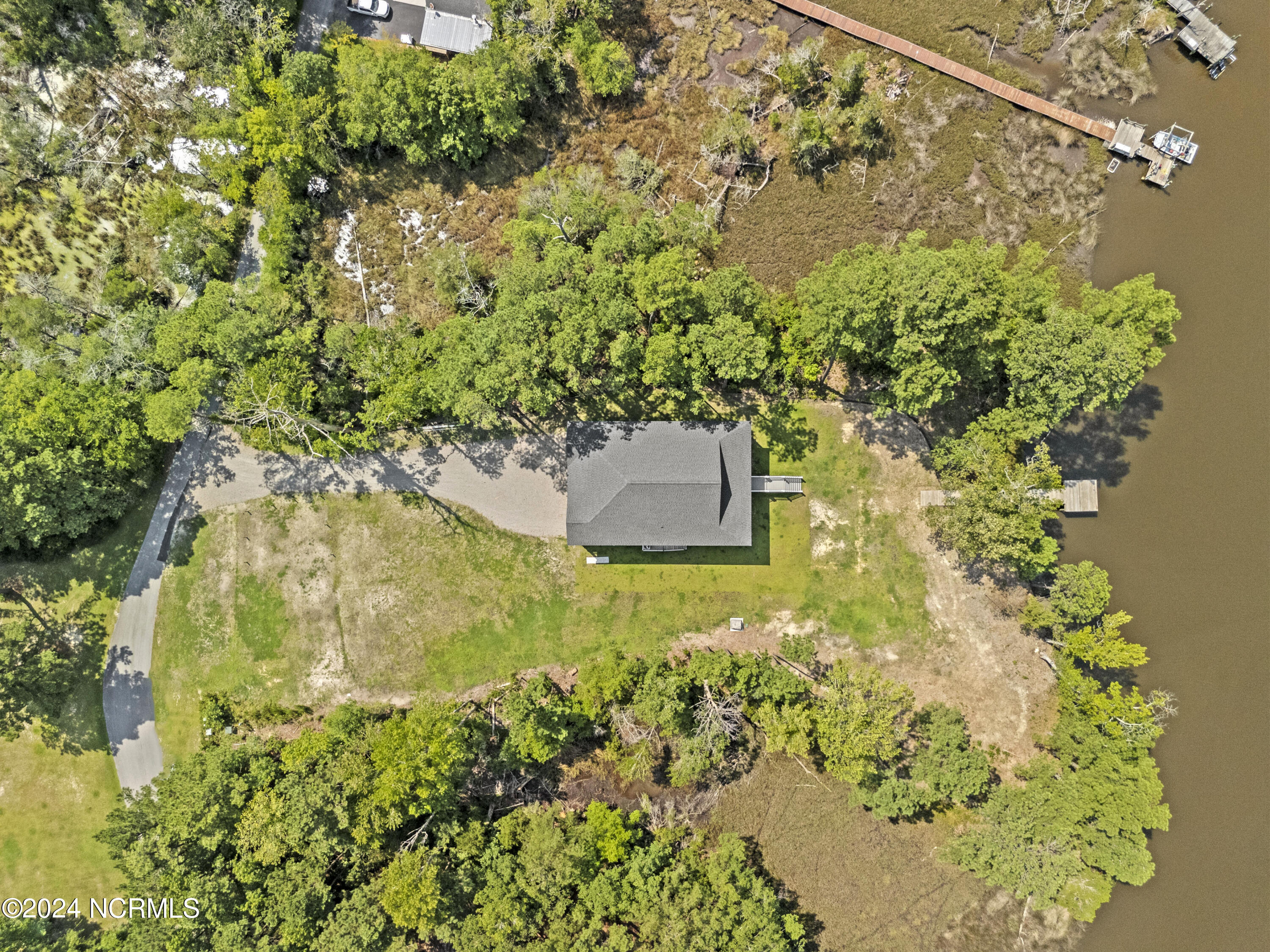 115 Bridget Lane Property Photo 4