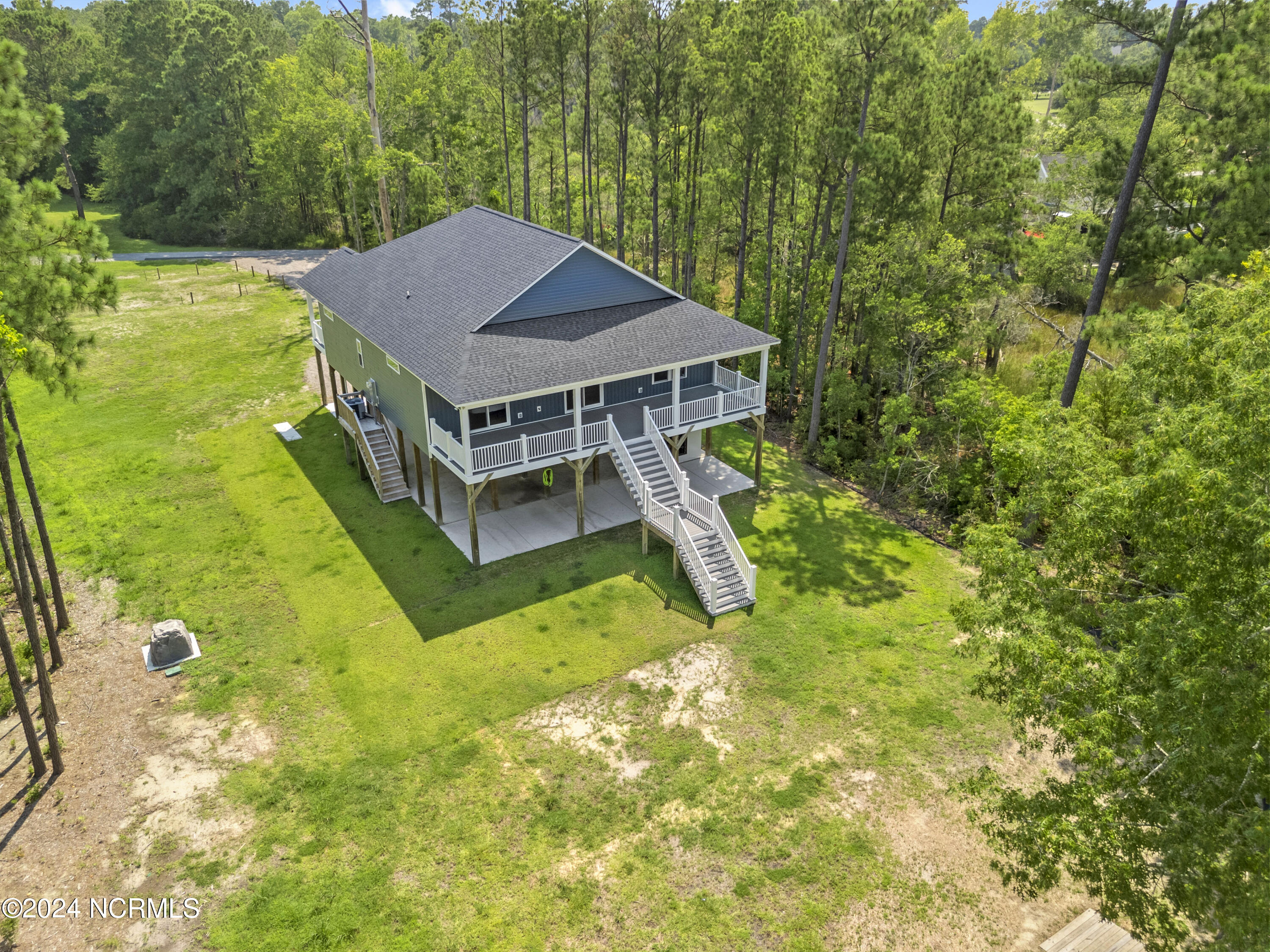 115 Bridget Lane Property Photo 8