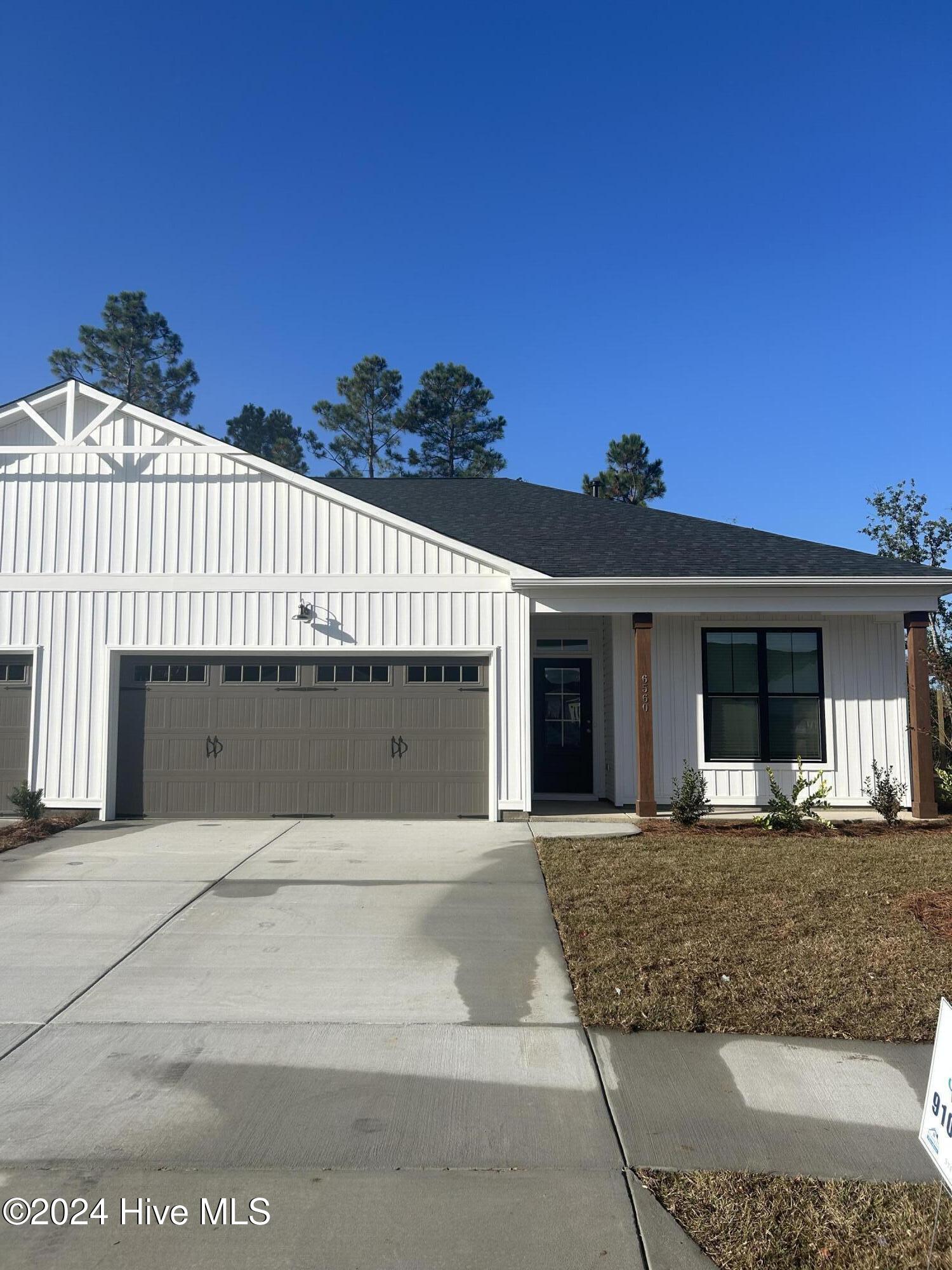 6560 Pinnacle Point Property Photo 1