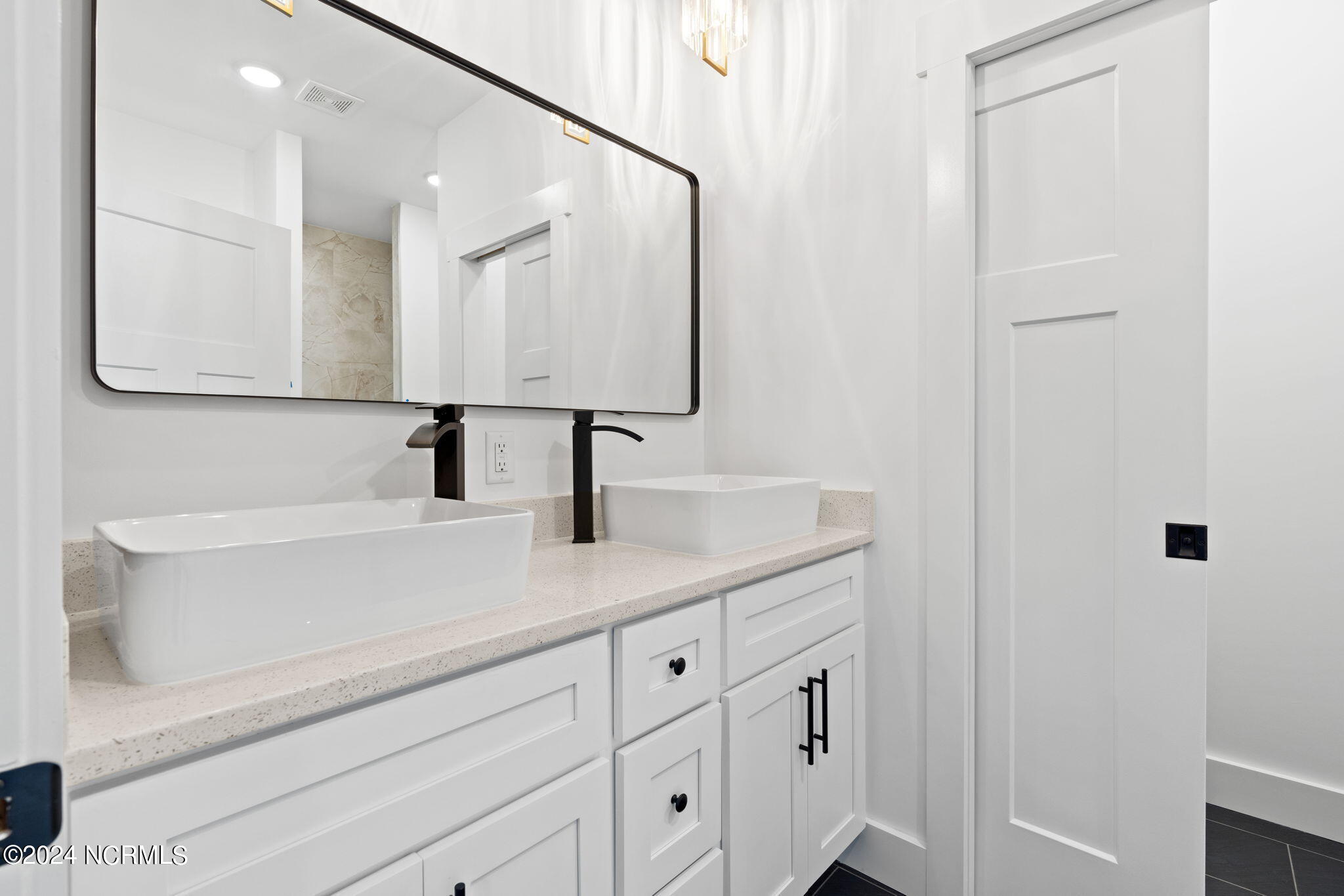 9220 Hutton Heights Way Property Photo 26