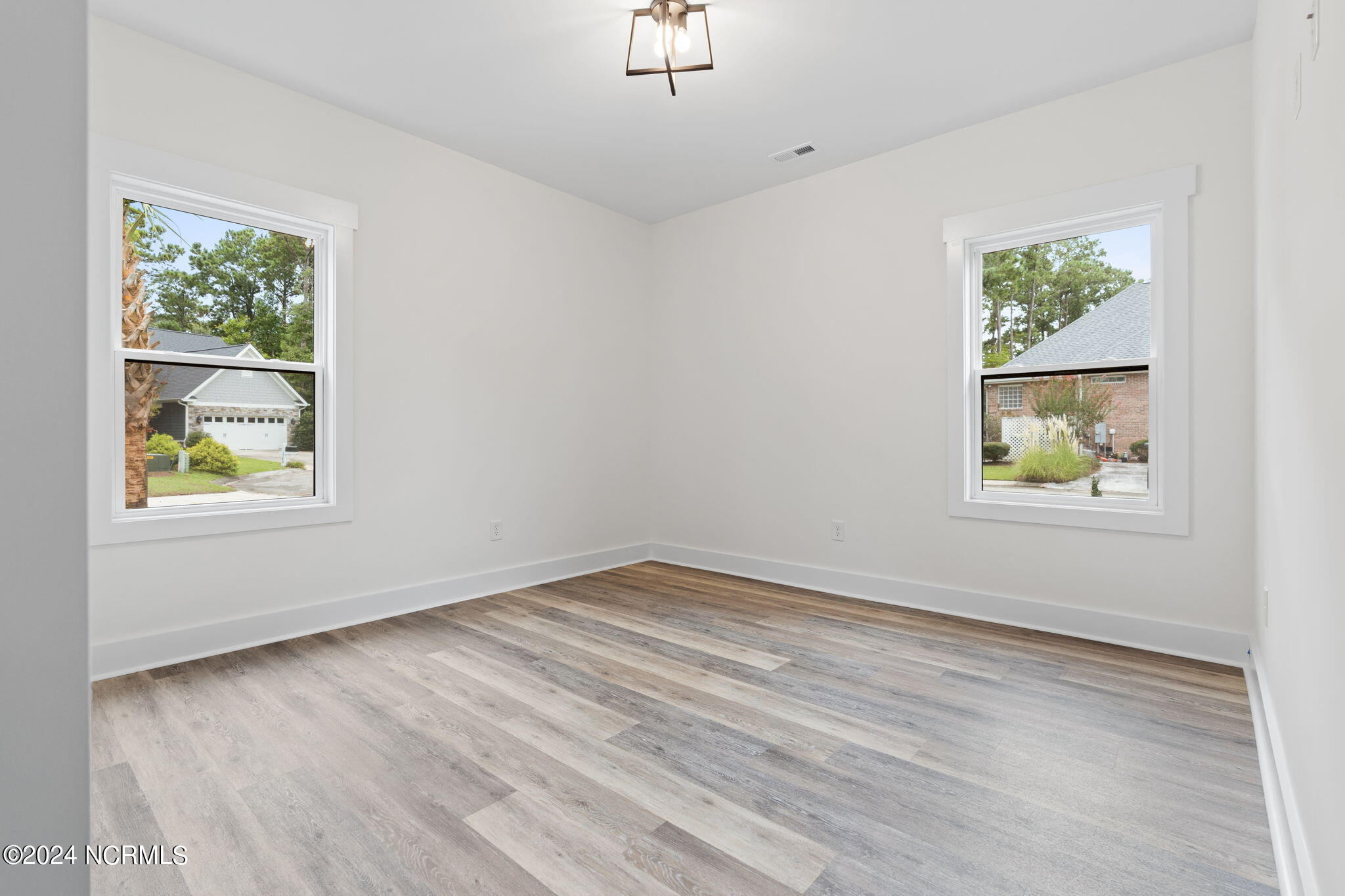 9220 Hutton Heights Way Property Photo 36