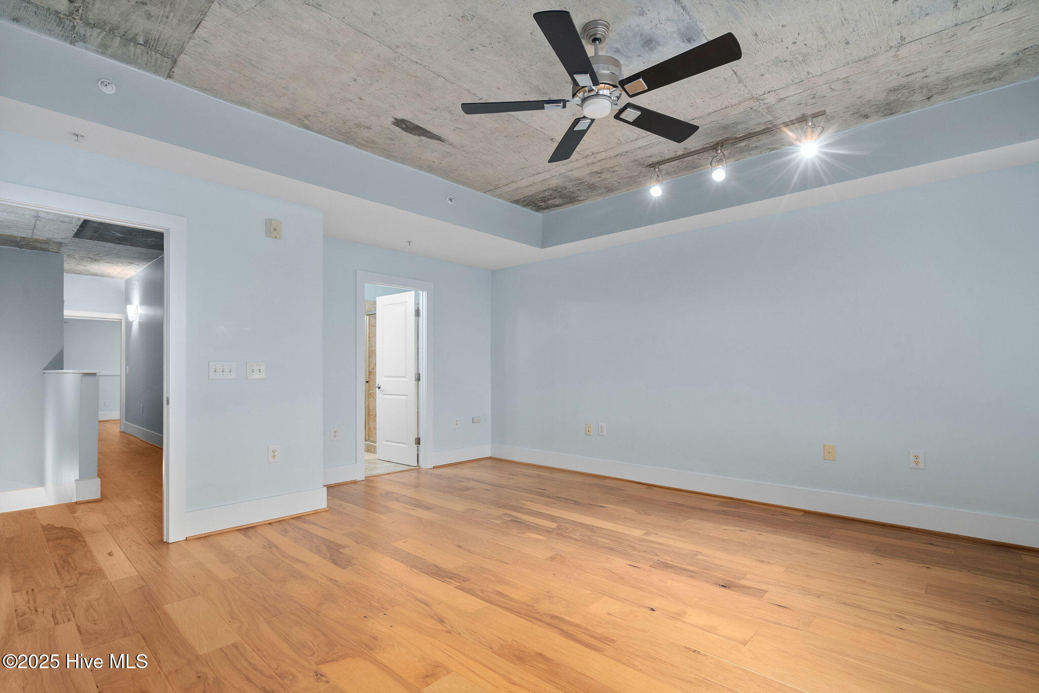444 S Blount Street 316 Property Photo 16