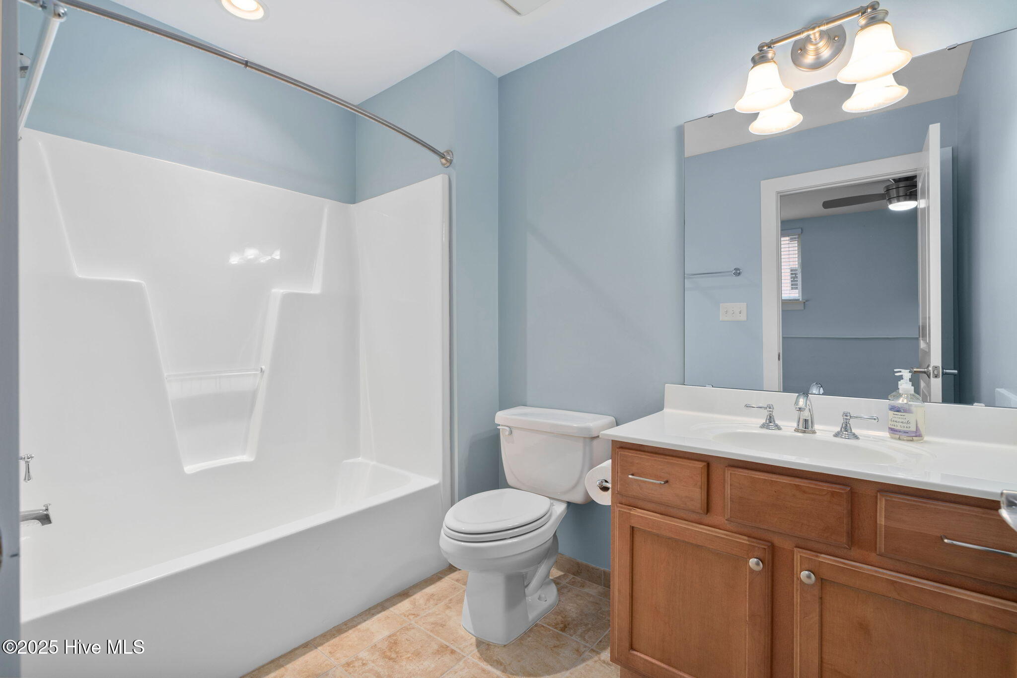 444 S Blount Street 316 Property Photo 25
