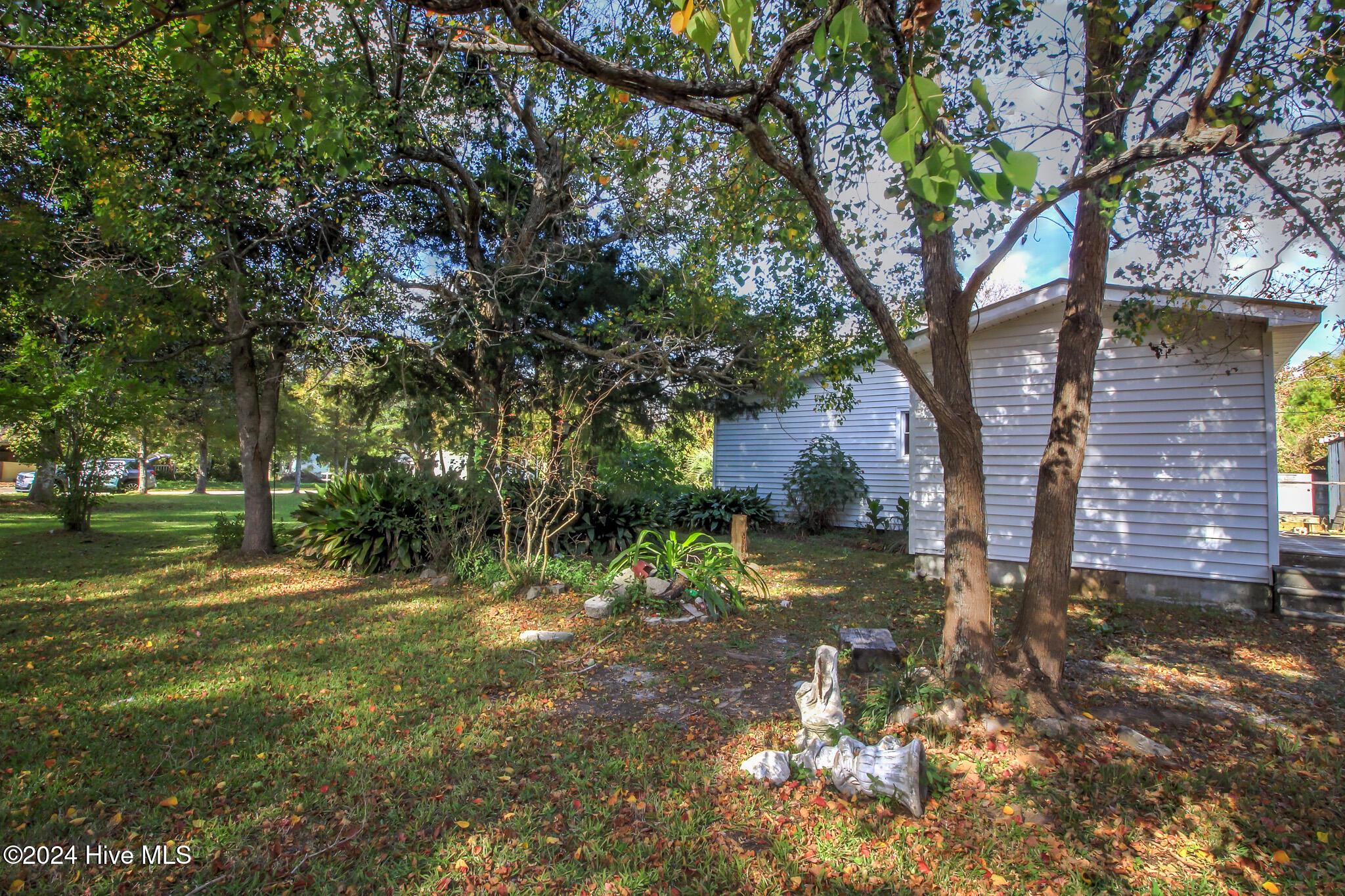 165 Polly Hill Road Property Photo 7