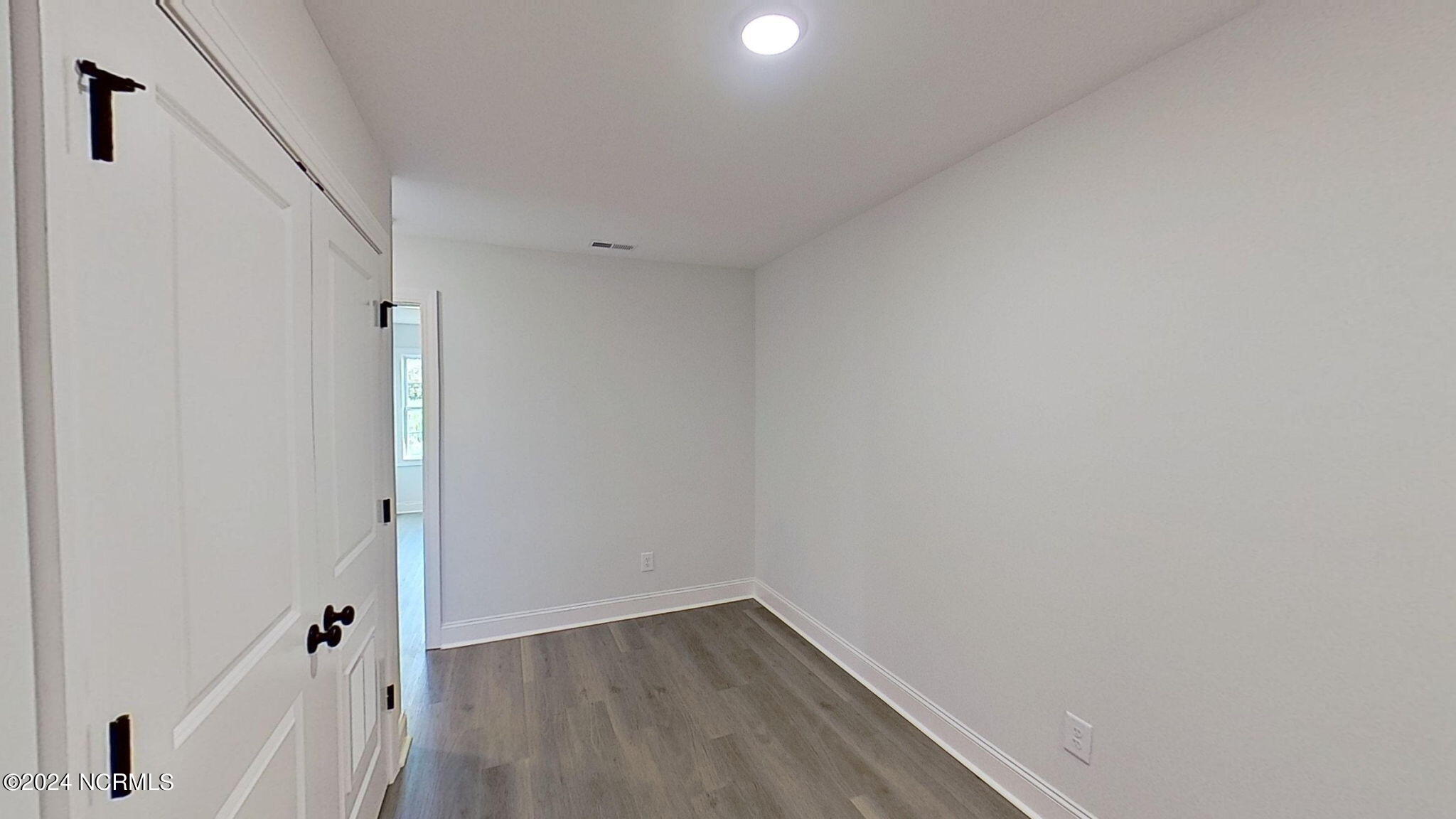 2204 Dartford Drive A Property Photo 15