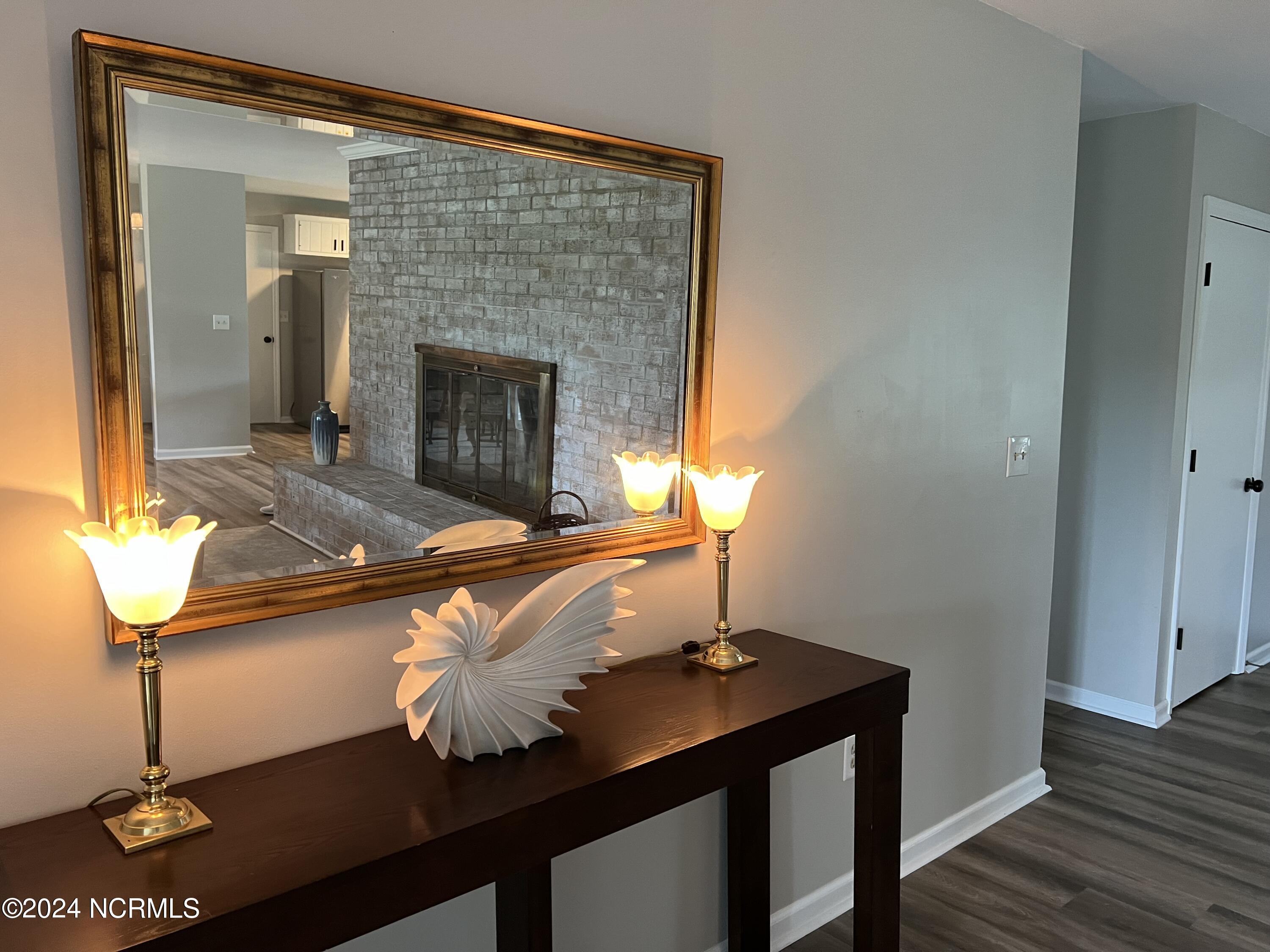 350 S Belvedere Drive Property Photo 9