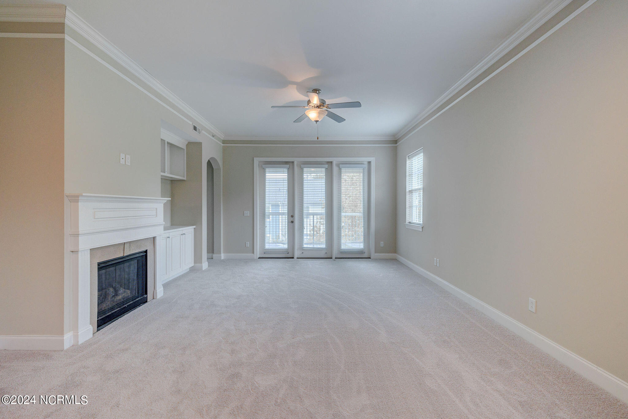 215 Valencia Court Unit 306 Property Photo 17