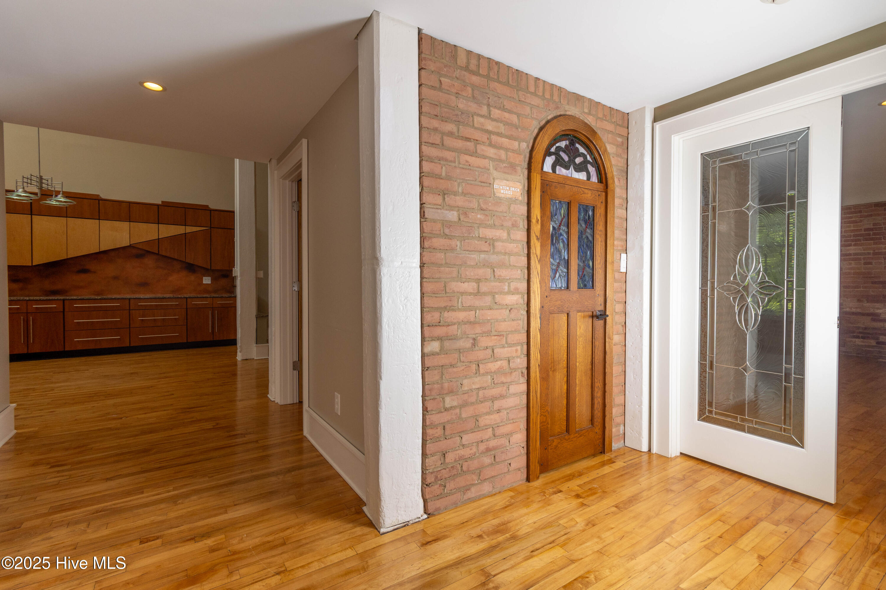 715 Mcmullan Avenue Unit 204 Property Photo 3