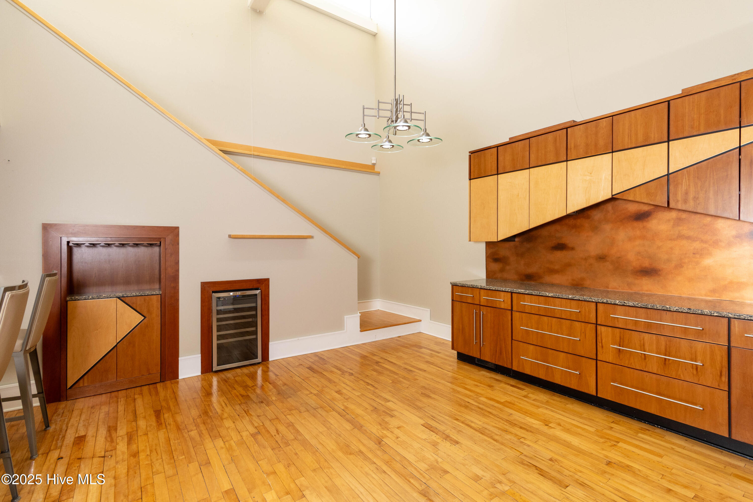 715 Mcmullan Avenue Unit 204 Property Photo 18