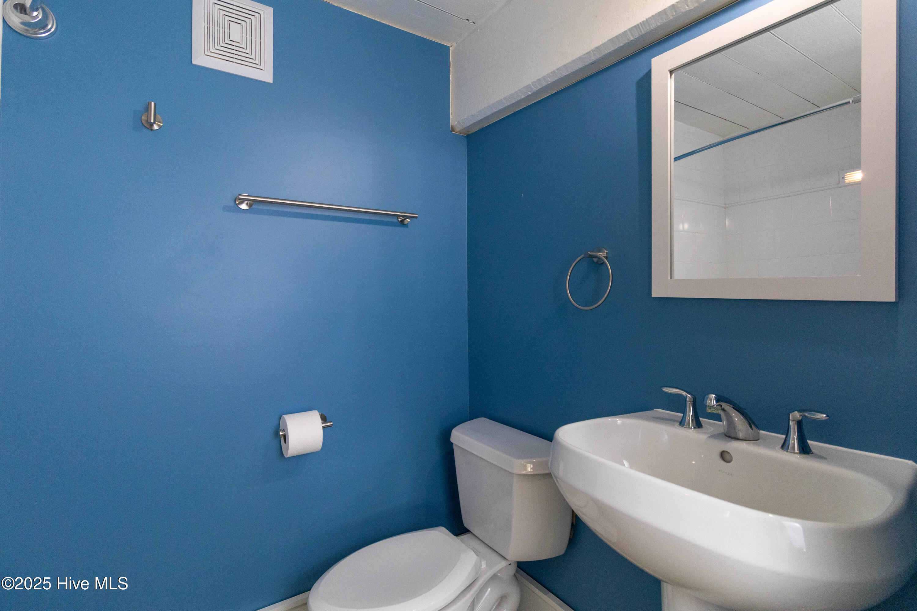 715 Mcmullan Avenue Unit 204 Property Photo 32