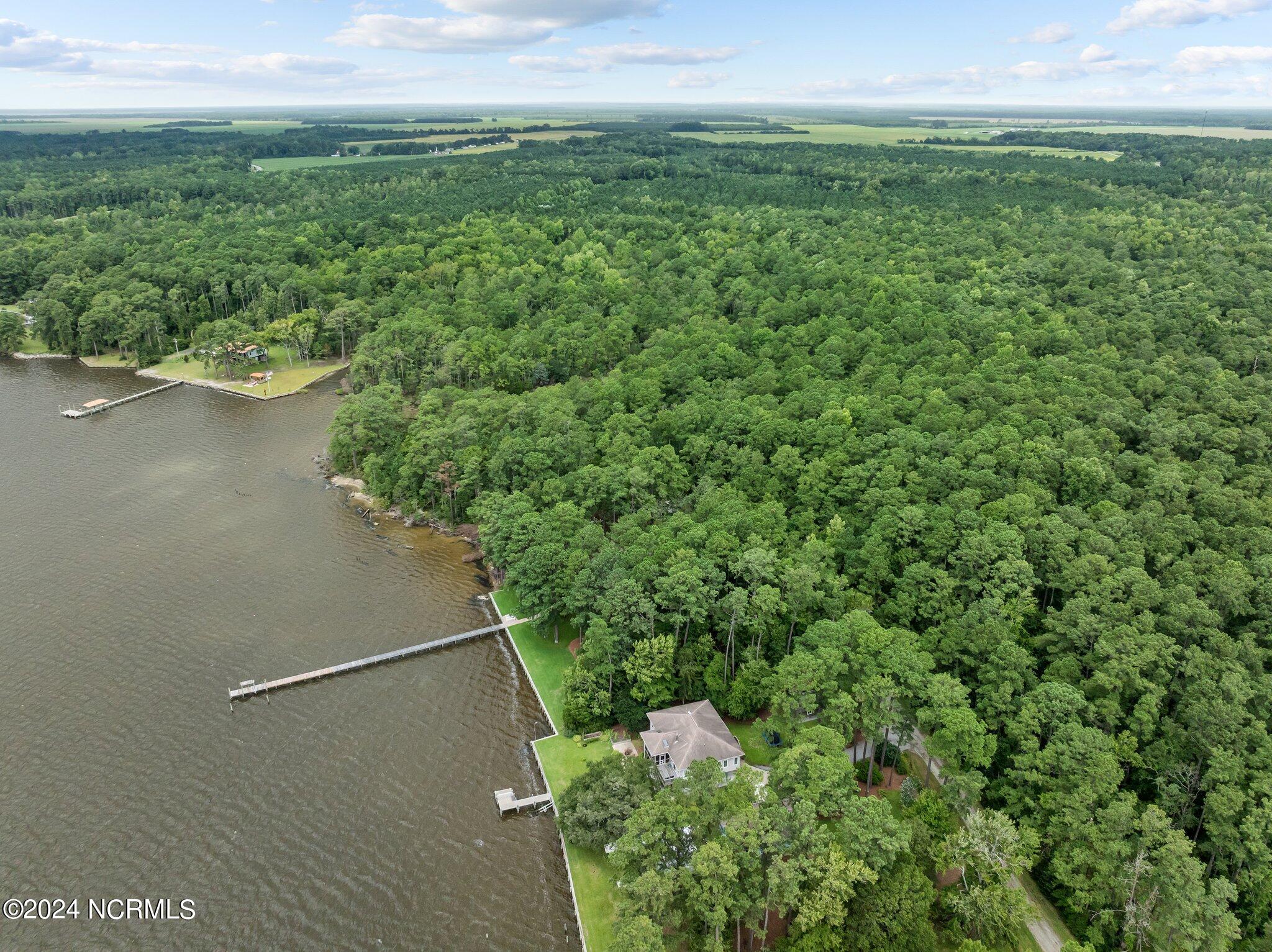 000 Blue Heron Drive Property Photo 11