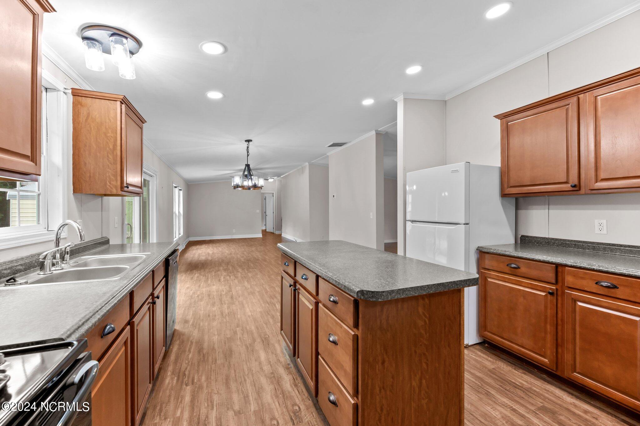 4118 Race Track Road Property Photo 17