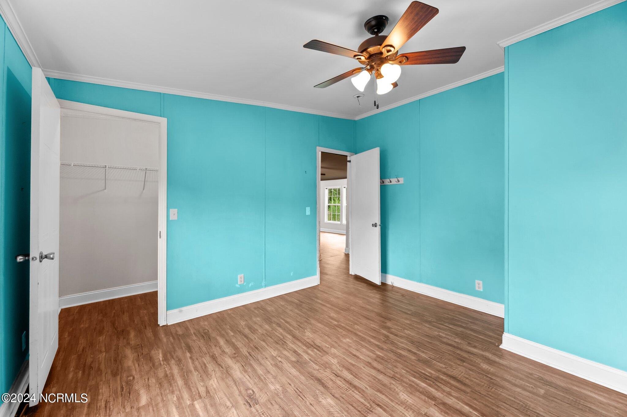 4118 Race Track Road Property Photo 27