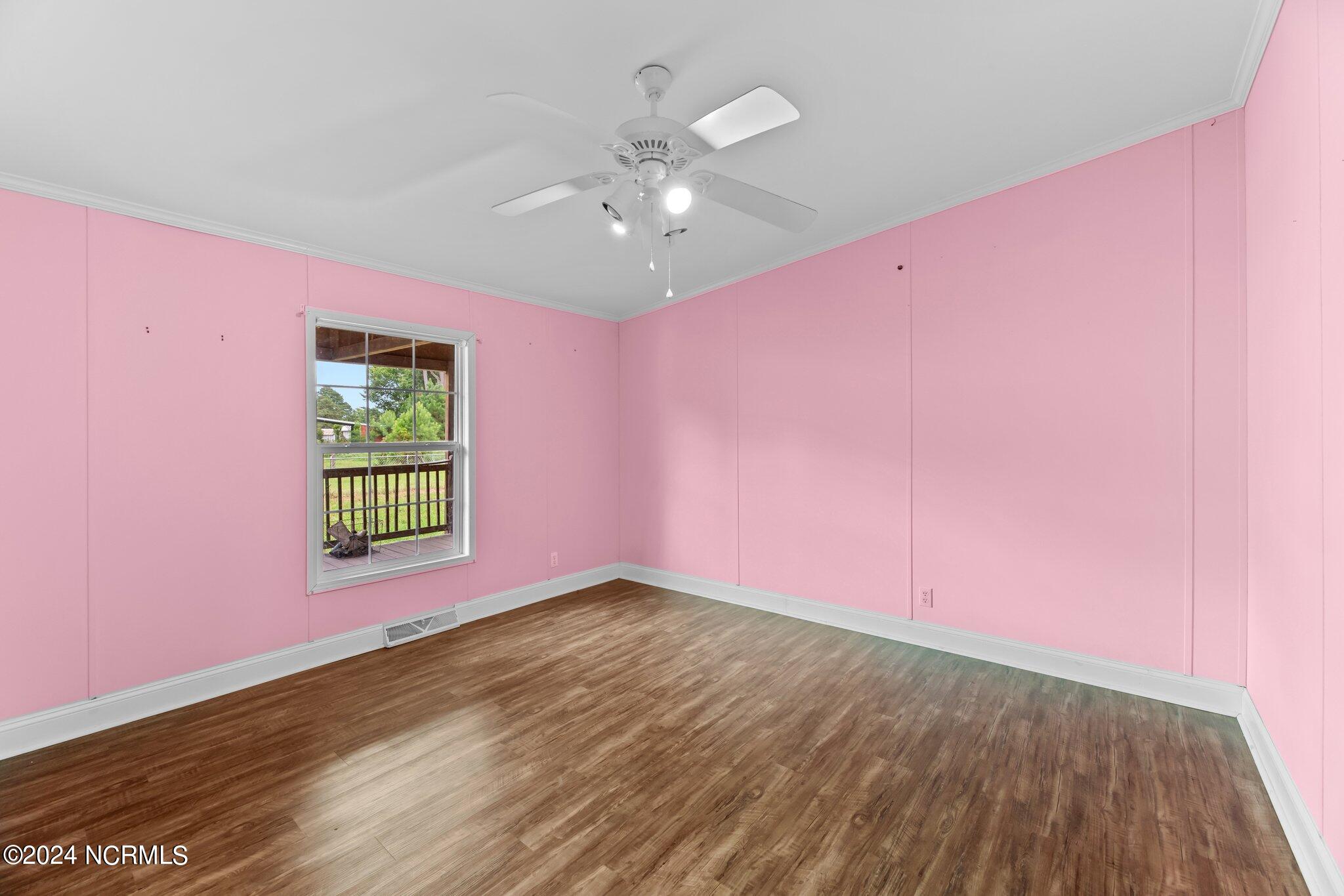 4118 Race Track Road Property Photo 28