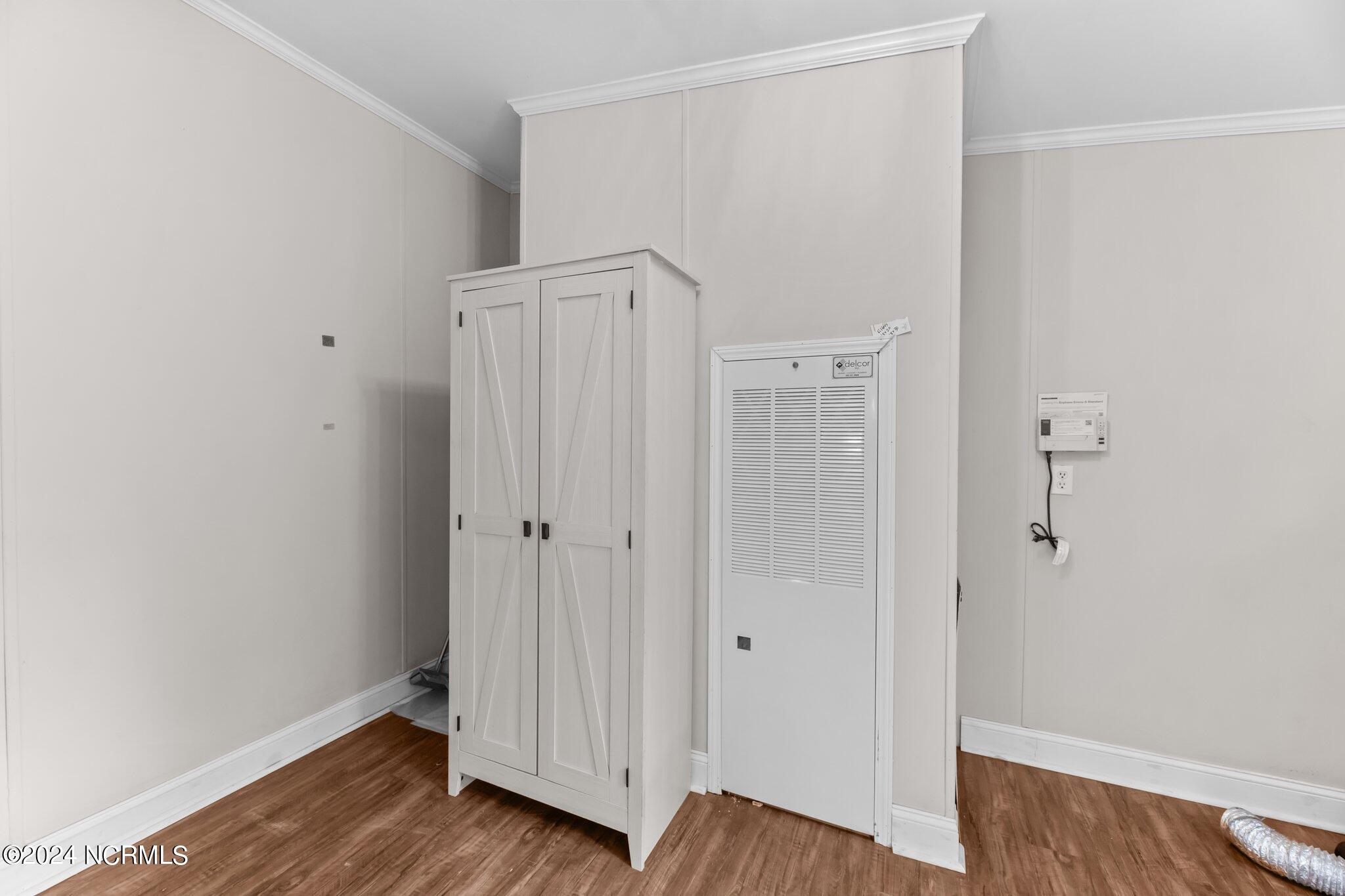 4118 Race Track Road Property Photo 33