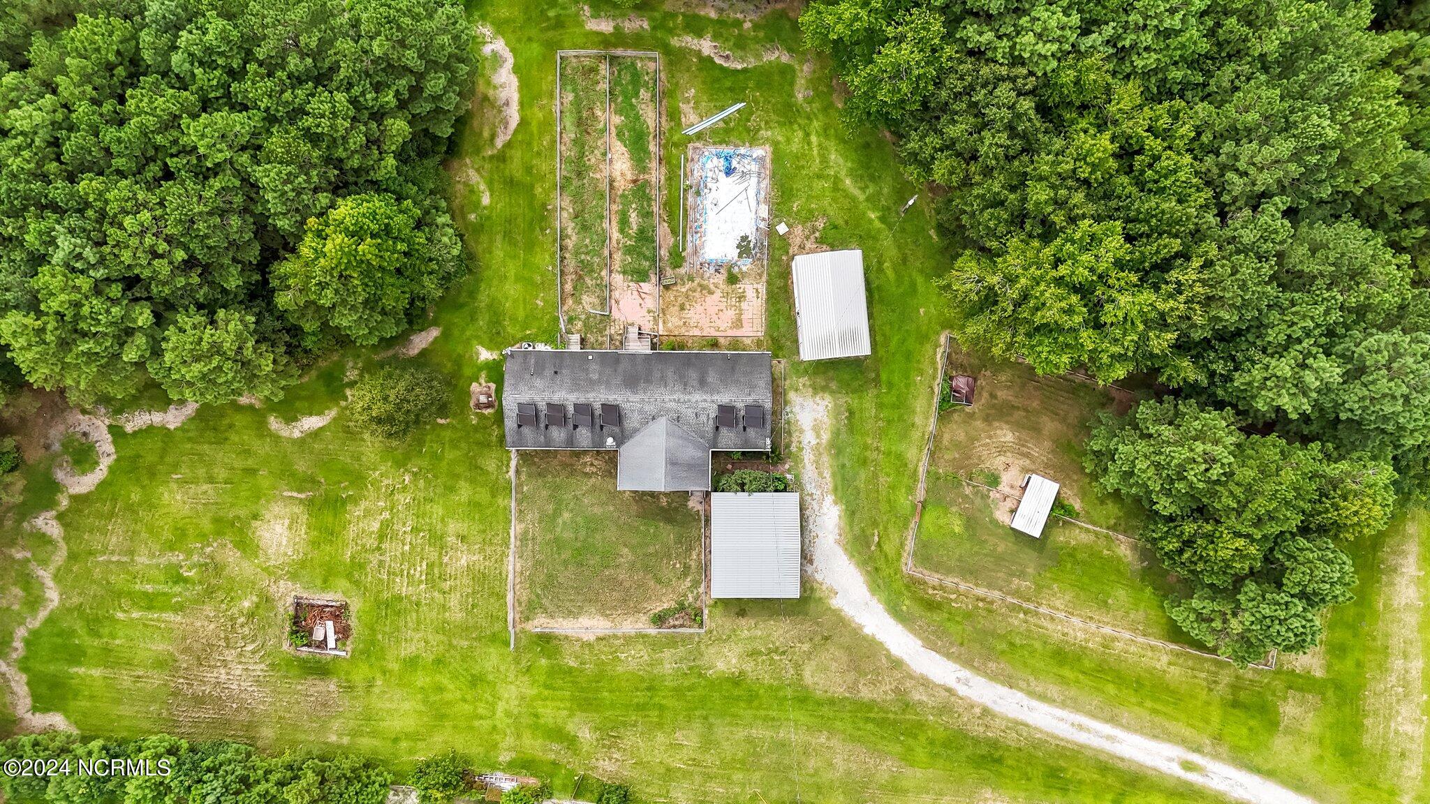 4118 Race Track Road Property Photo 45