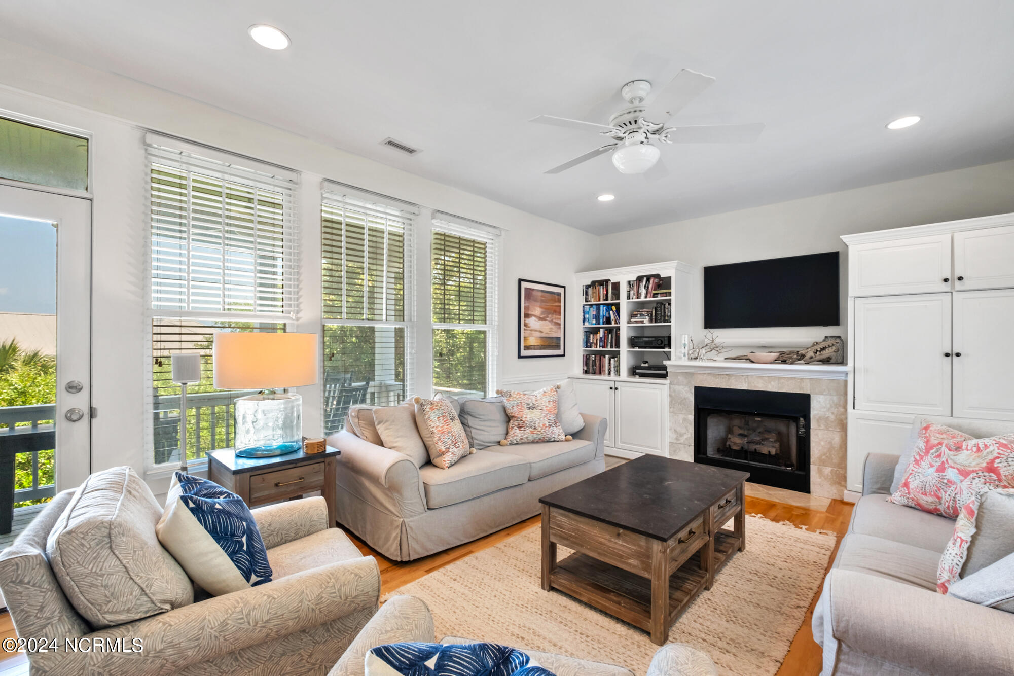 604 Currituck Way Property Photo 4