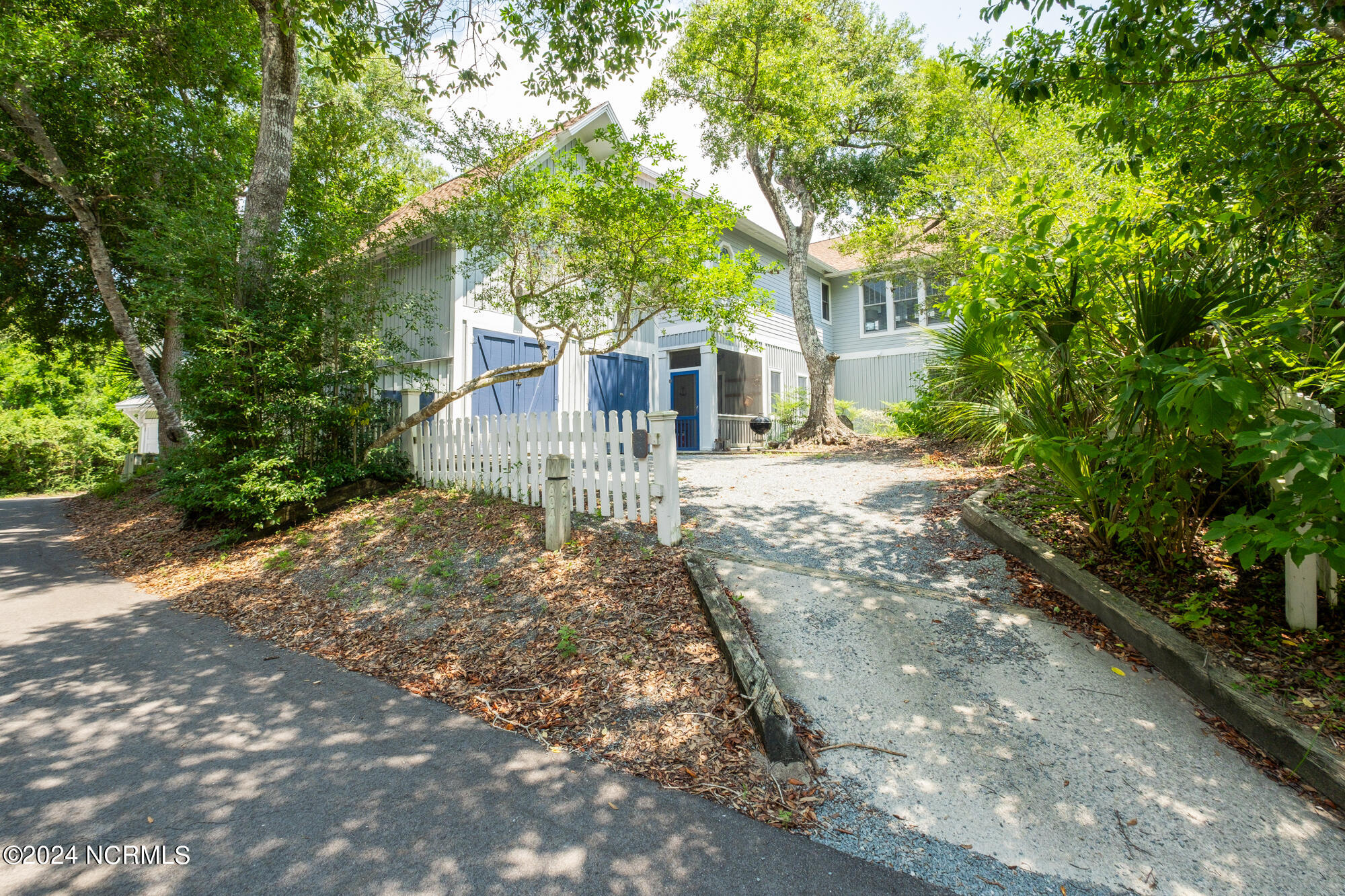 604 Currituck Way Property Photo 39