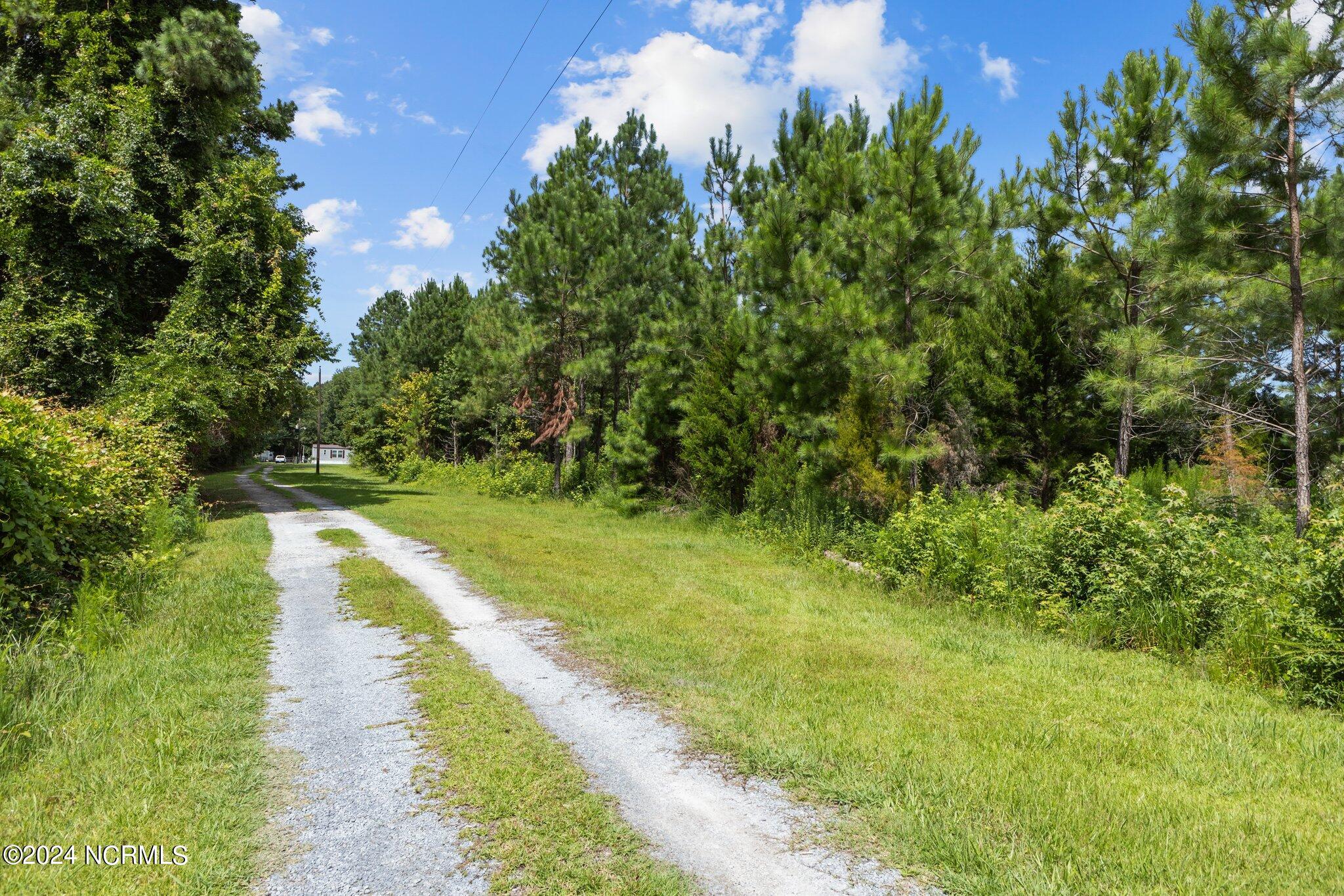 1571 Belgrade Swansboro Road Property Photo 5