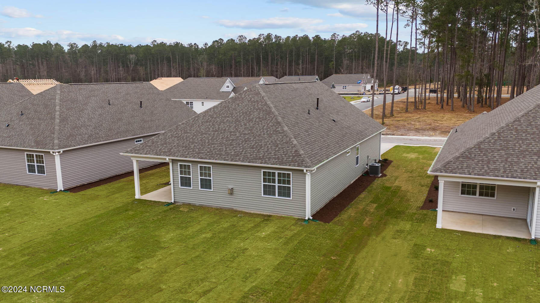 5040 Cinnamon Run Property Photo 17