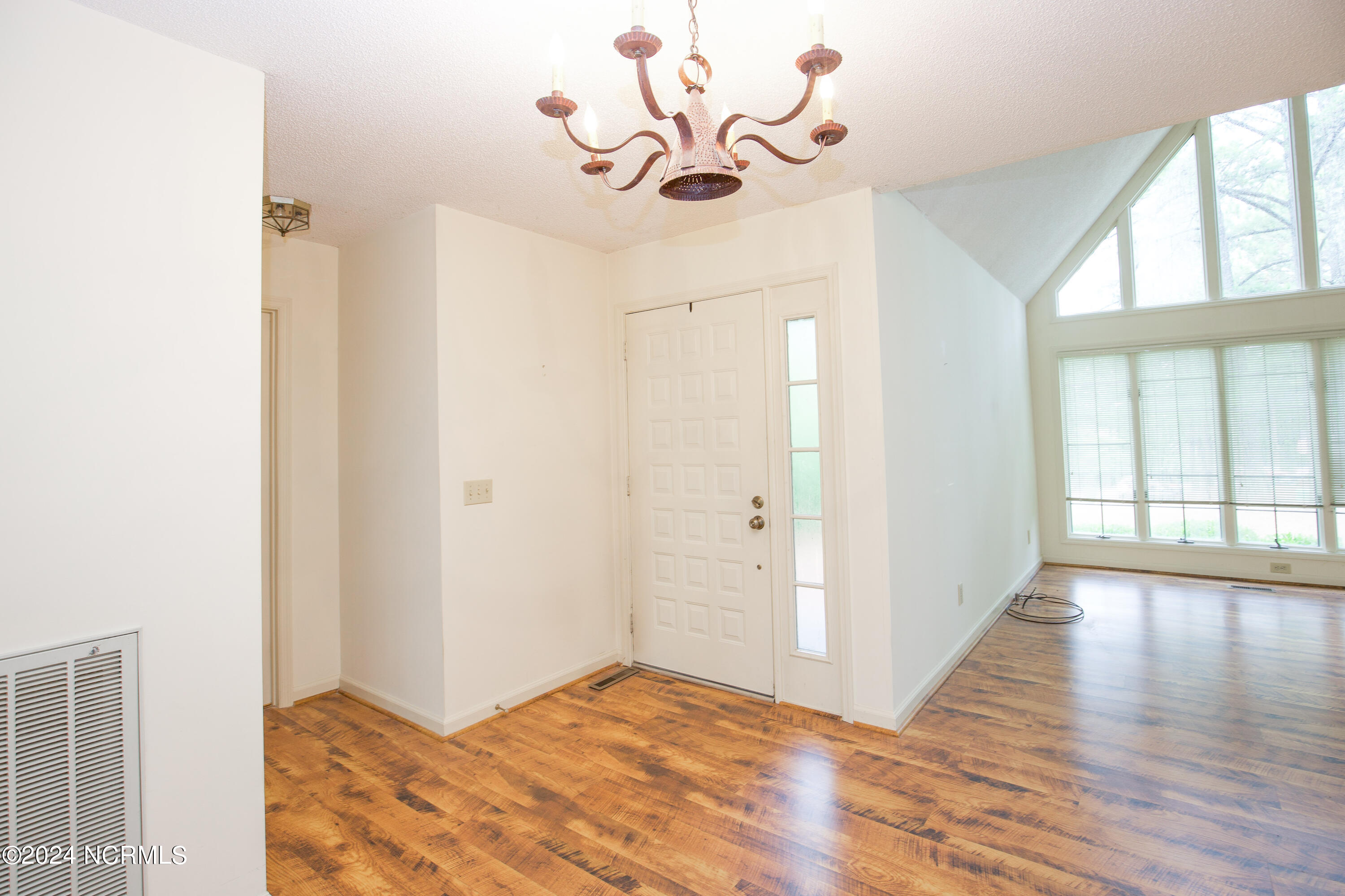 620 Diamondhead Drive S Property Photo 10