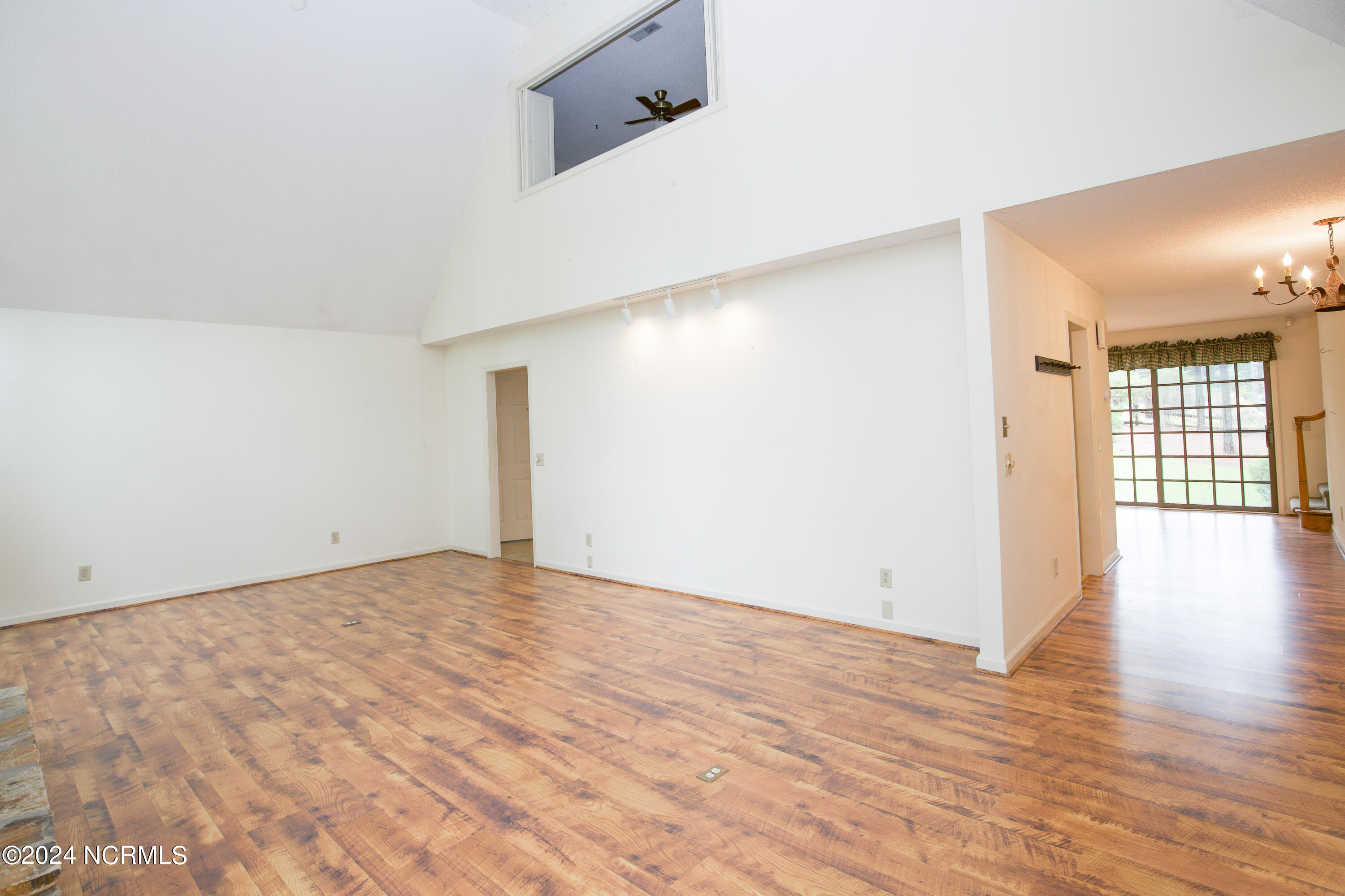 620 Diamondhead Drive S Property Photo 14