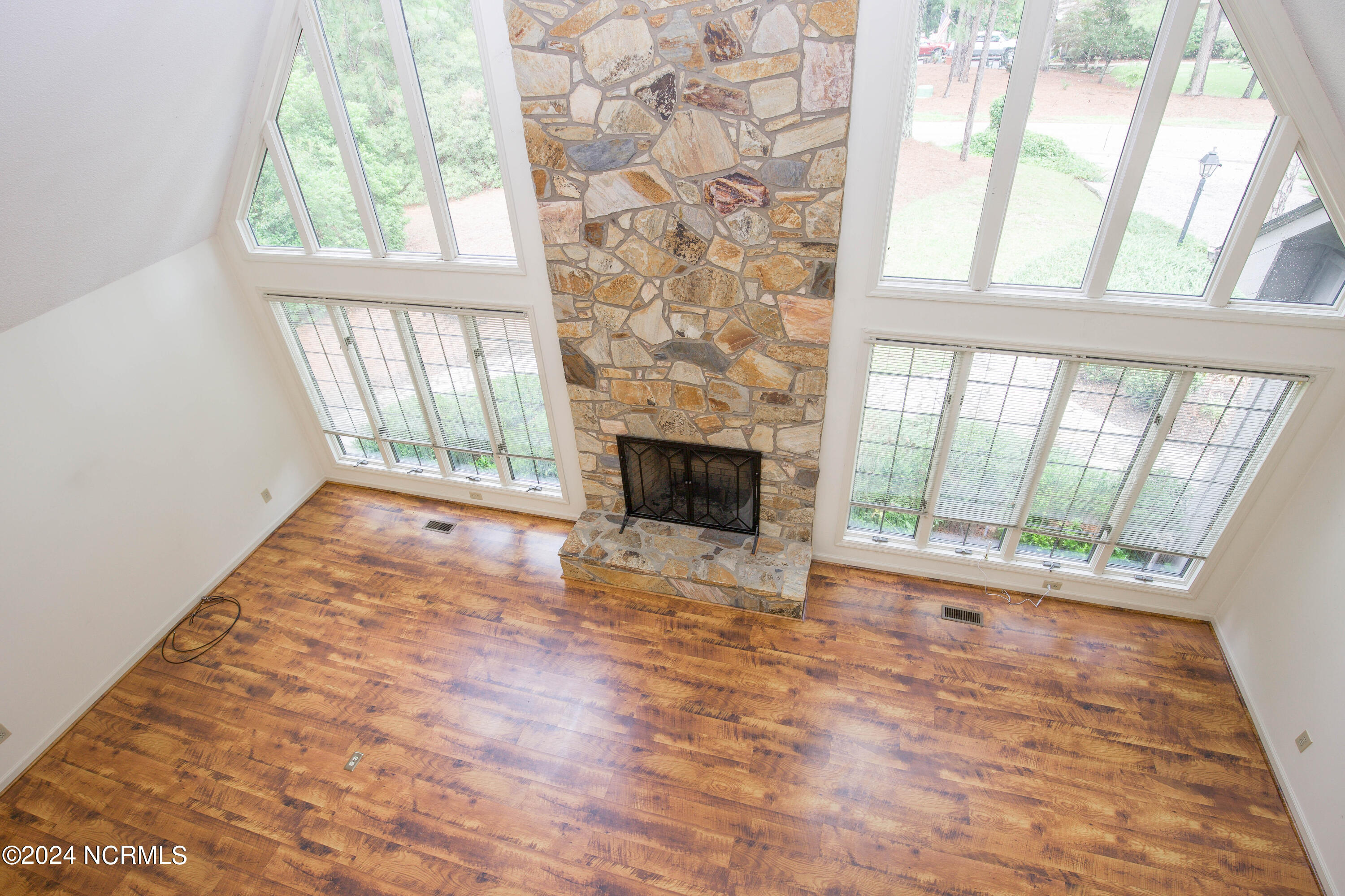 620 Diamondhead Drive S Property Photo 17