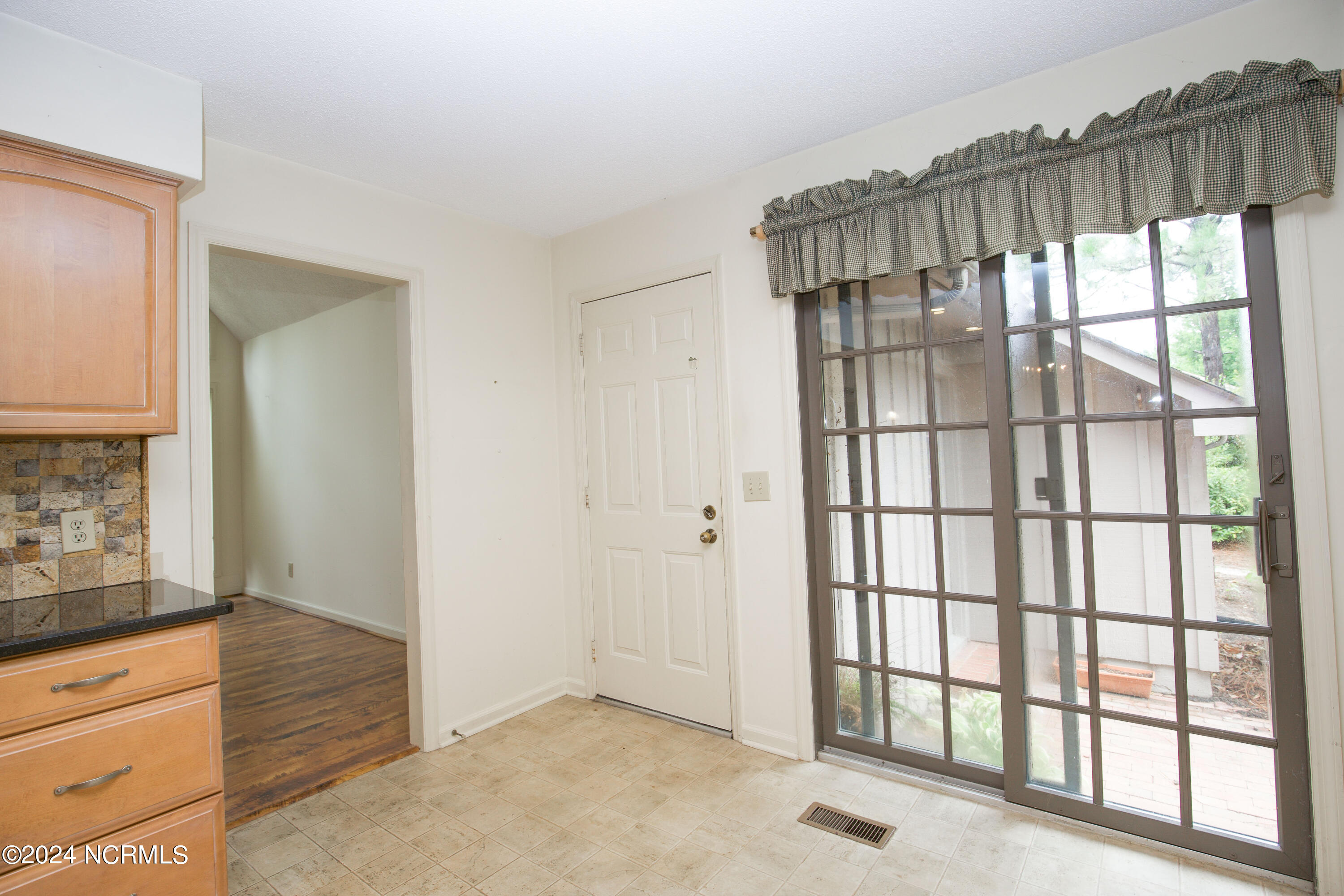 620 Diamondhead Drive S Property Photo 31