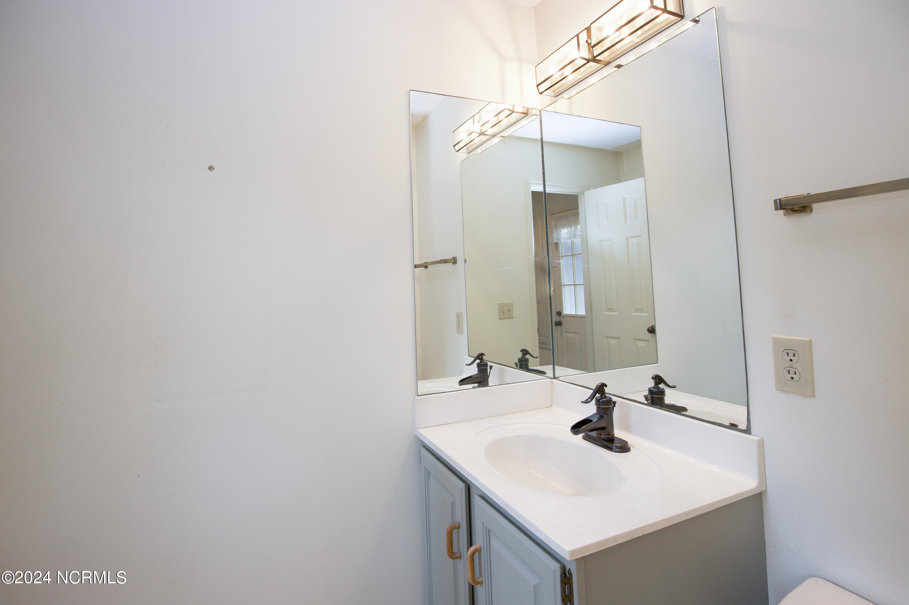 620 Diamondhead Drive S Property Photo 33