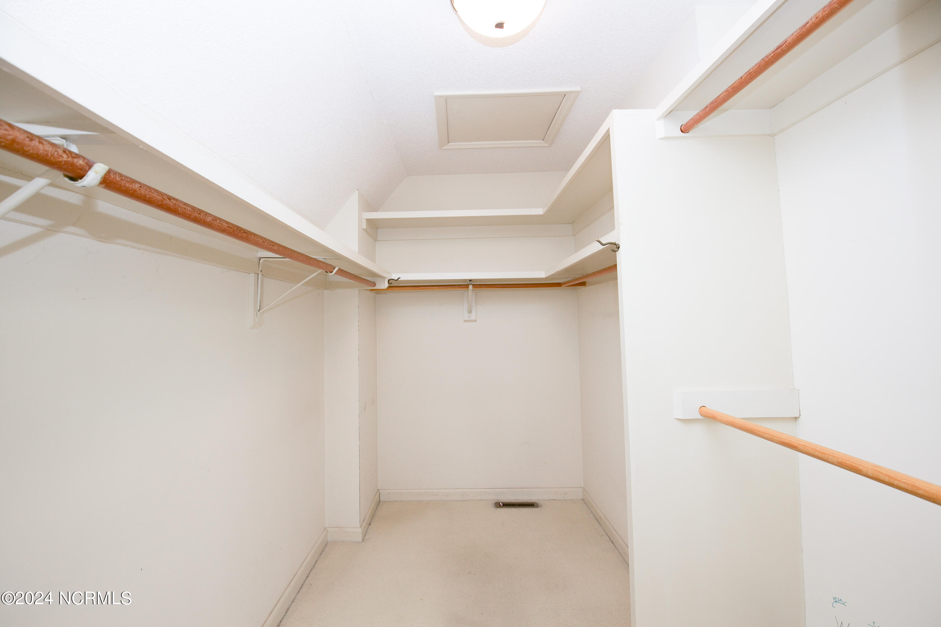 620 Diamondhead Drive S Property Photo 45